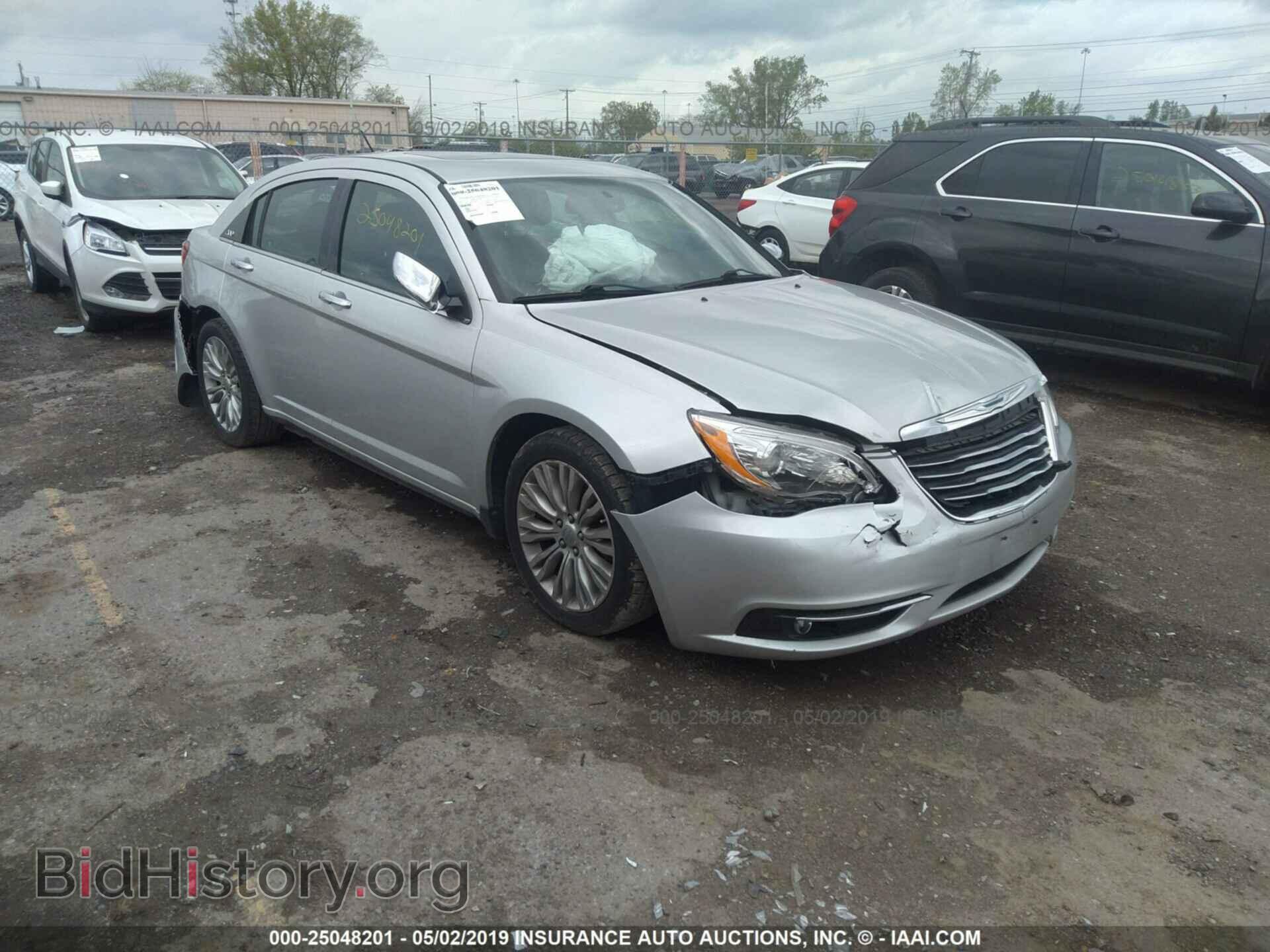 2011 CHRYSLER 200 - VIN: 1C3BC2FB6BN582023 - Фото 6