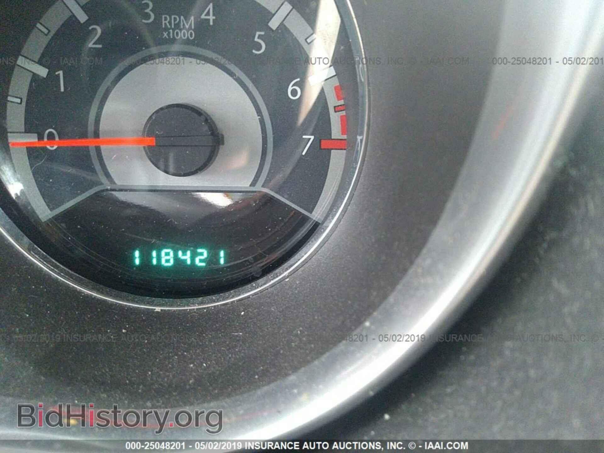 2011 CHRYSLER 200 - VIN: 1C3BC2FB6BN582023 - Фото 7