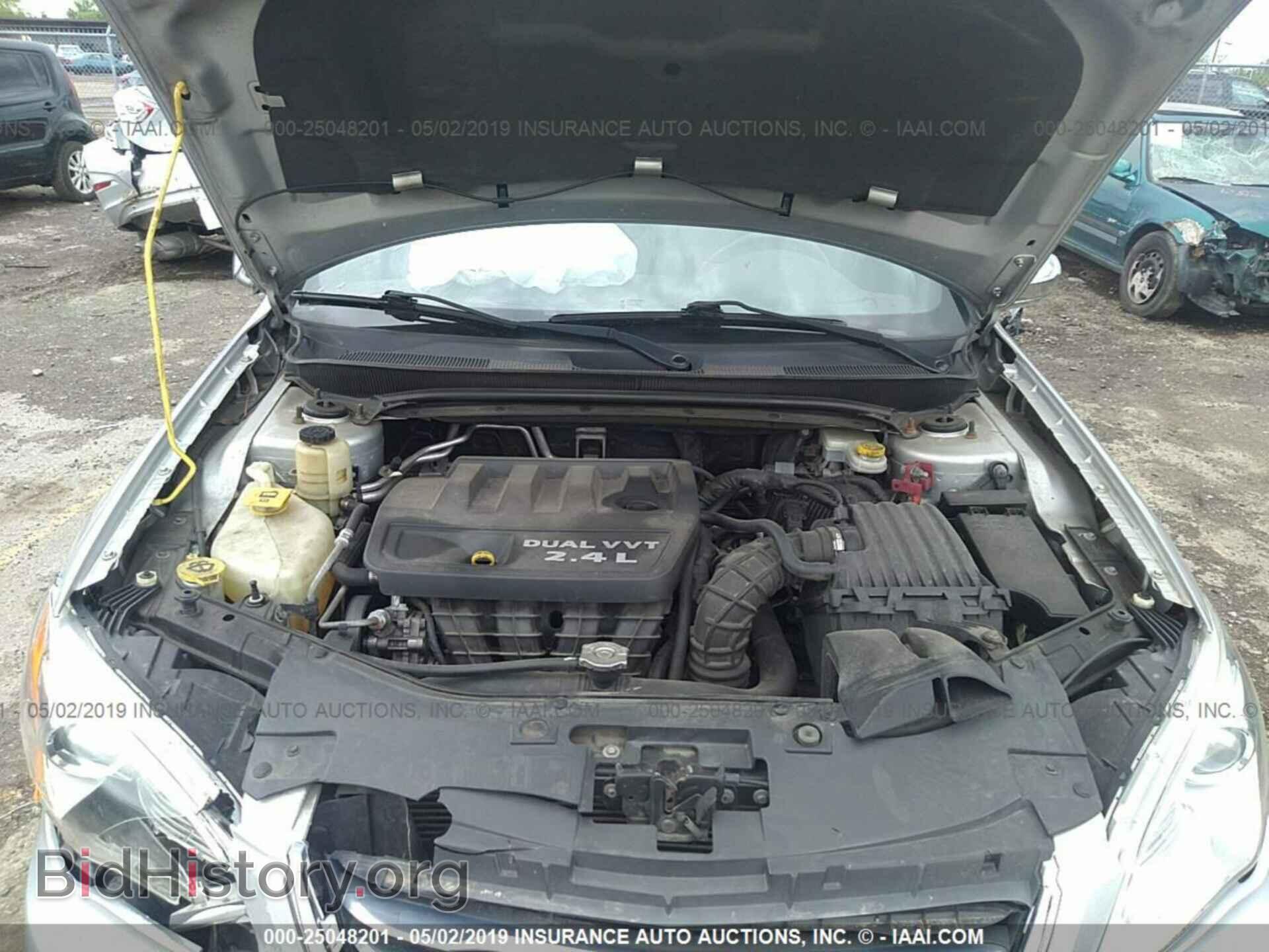 2011 CHRYSLER 200 - VIN: 1C3BC2FB6BN582023 - Фото 10