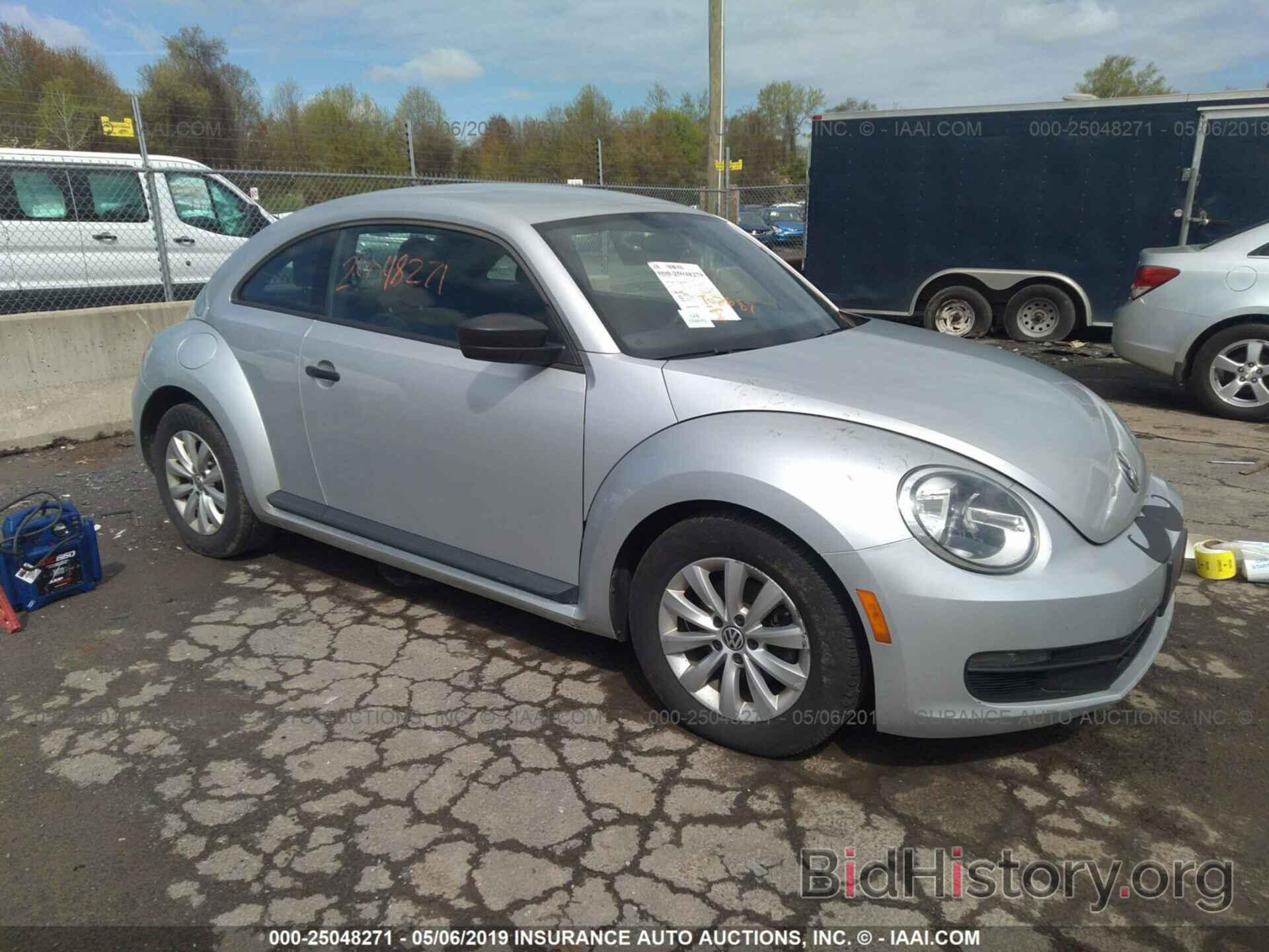 Photo 3VWFP7ATXDM612391 - VOLKSWAGEN BEETLE 2013