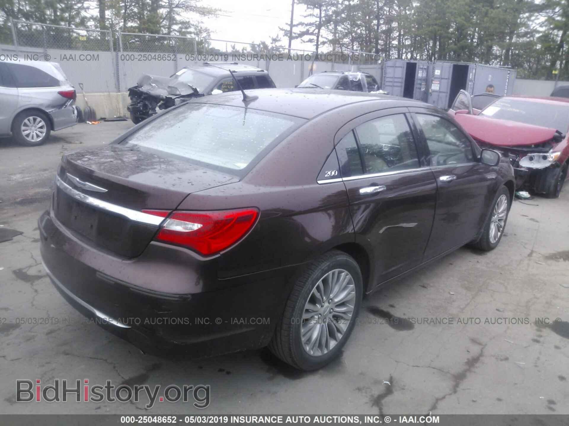2013 CHRYSLER 200 - VIN: 1C3CCBCG8DN545711 - Фото 4