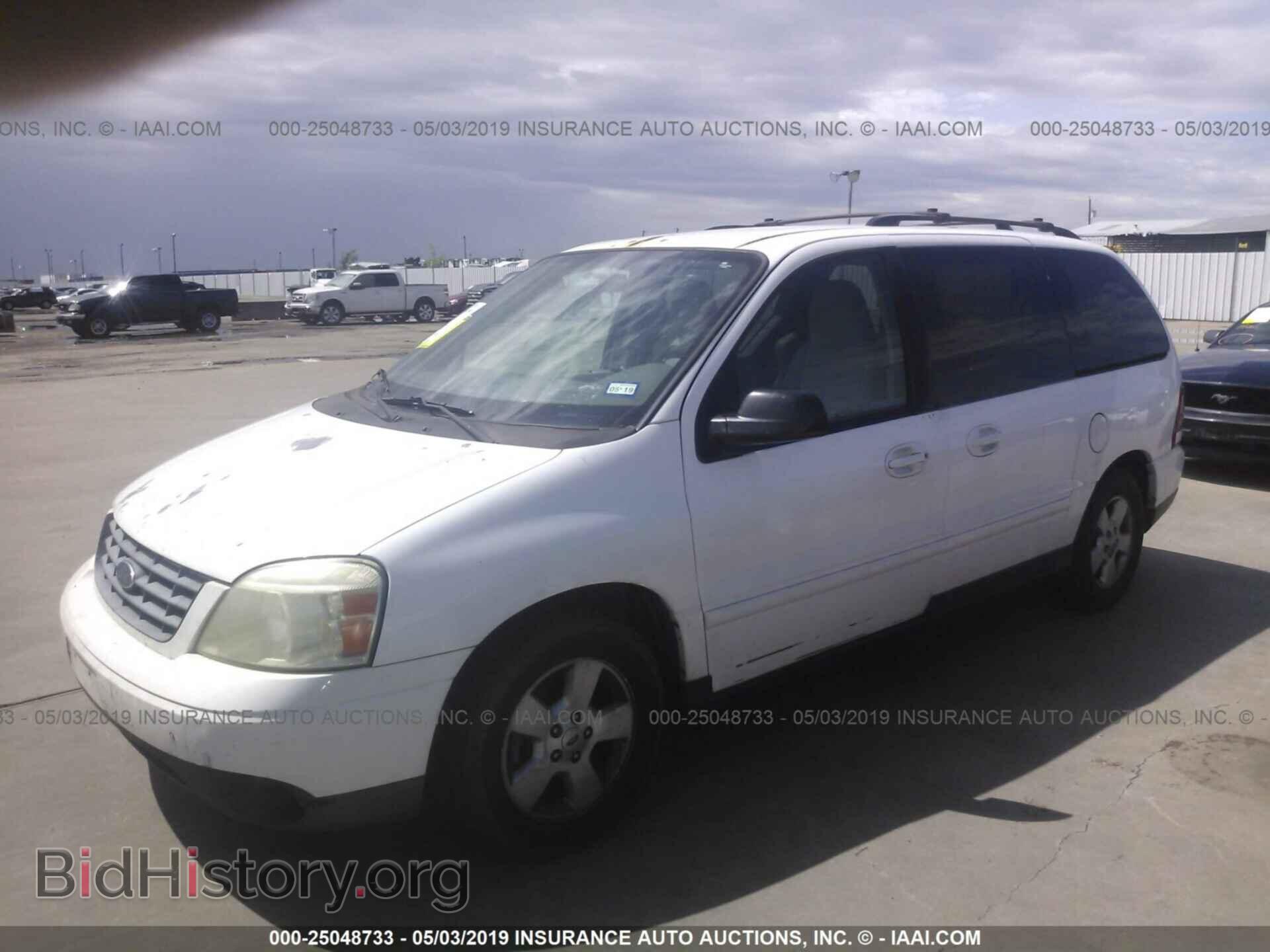 2005 FORD FREESTAR - VIN: 2FMZA57615BA49785 - Фото 2