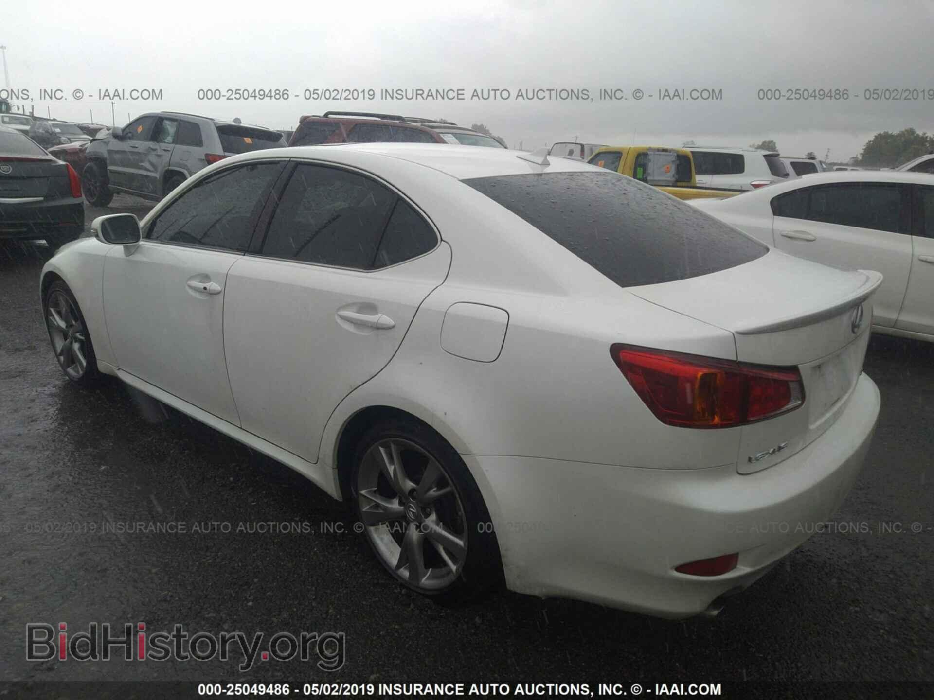 2009 LEXUS IS - VIN: JTHBK262292090811 - Photo 3