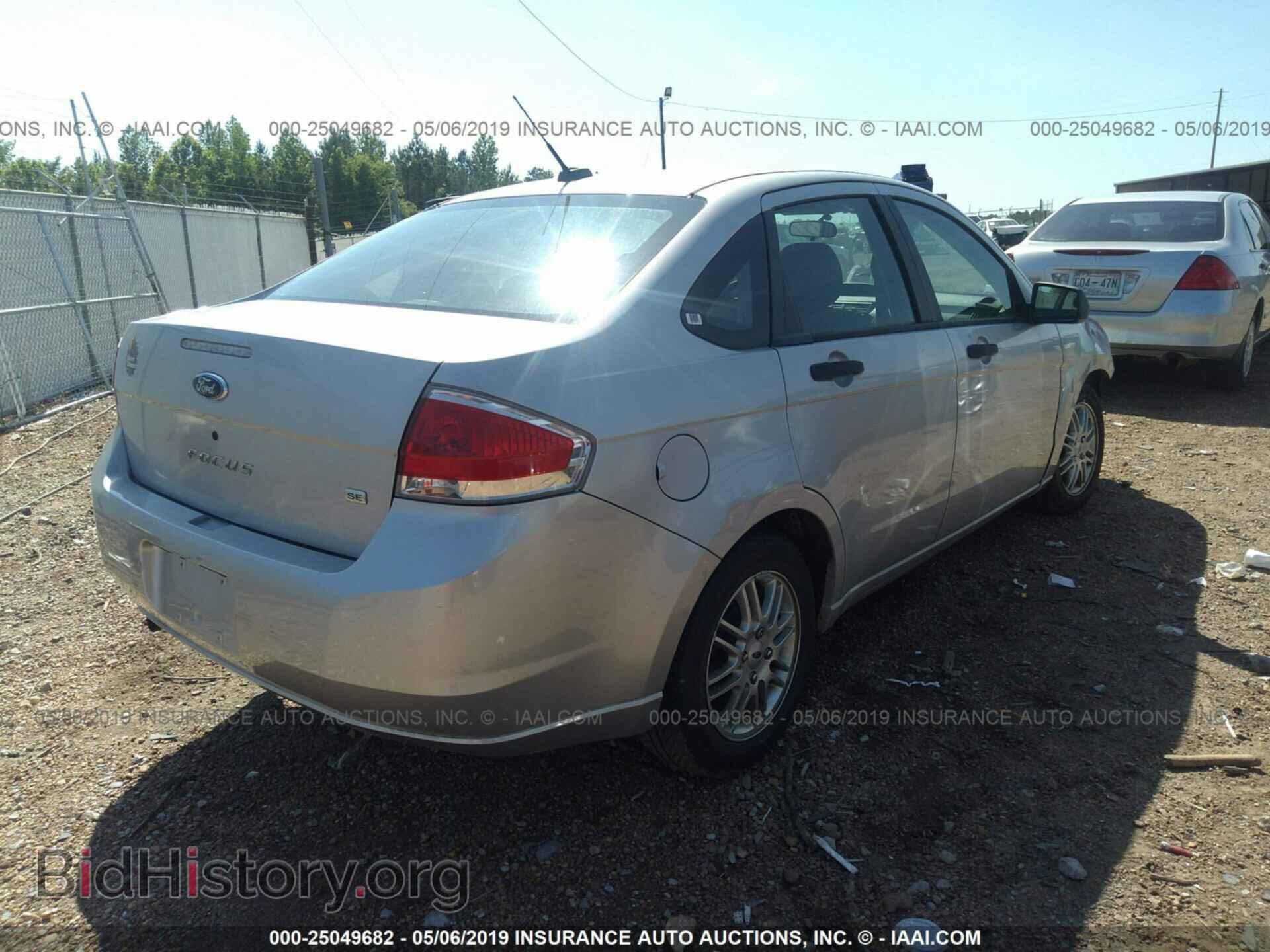 2009 FORD FOCUS - VIN: 1FAHP35N19W153832 - Фото 4