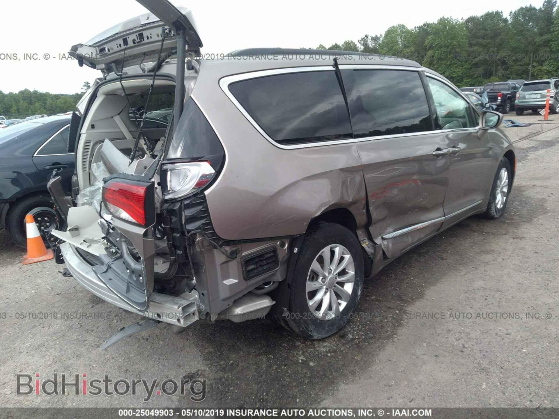 2017 CHRYSLER PACIFICA - VIN: 2C4RC1BGXHR677749 - Фото 4