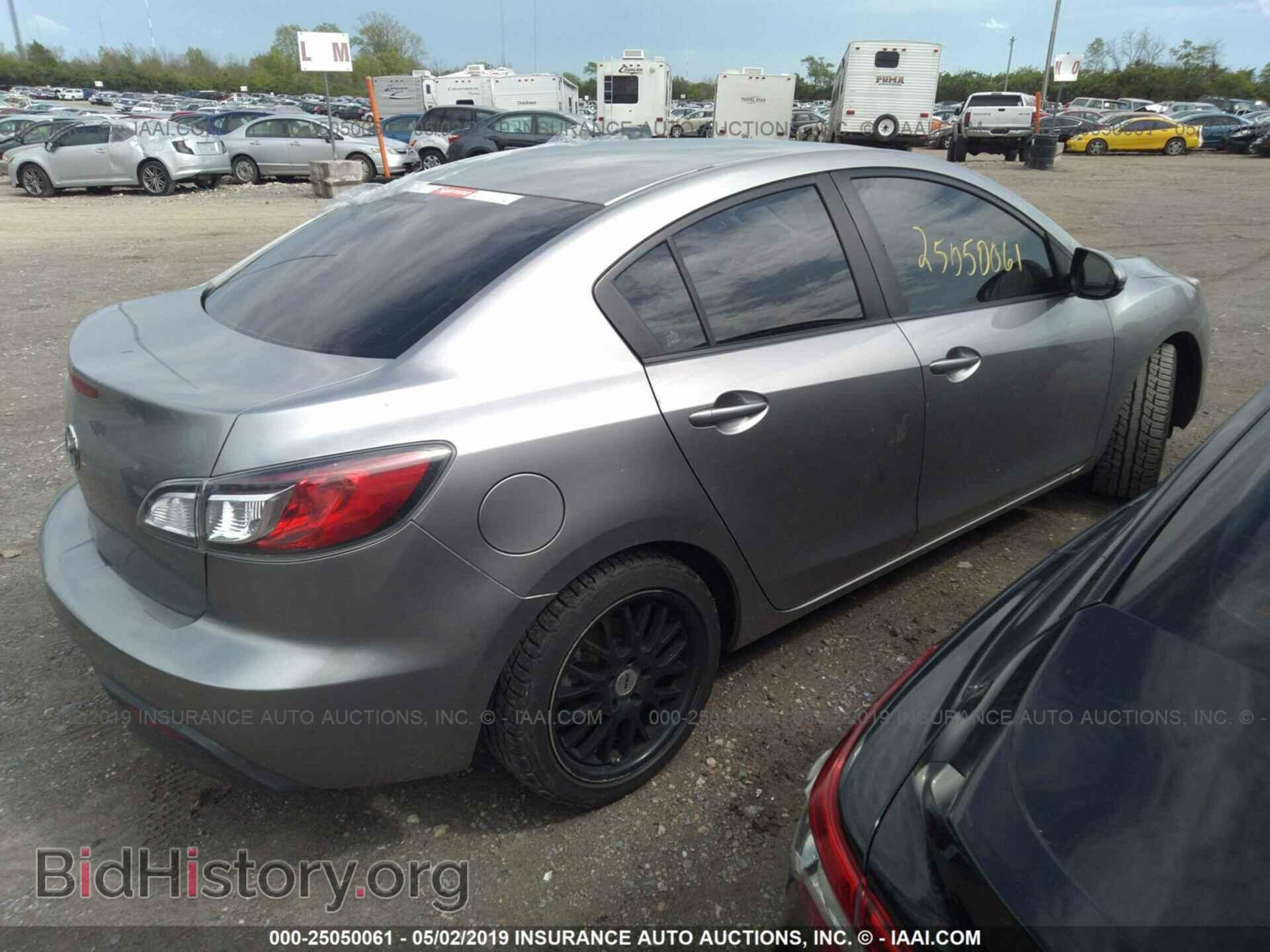 2011 MAZDA 3 - VIN: JM1BL1VF9B1449306 - Photo 4