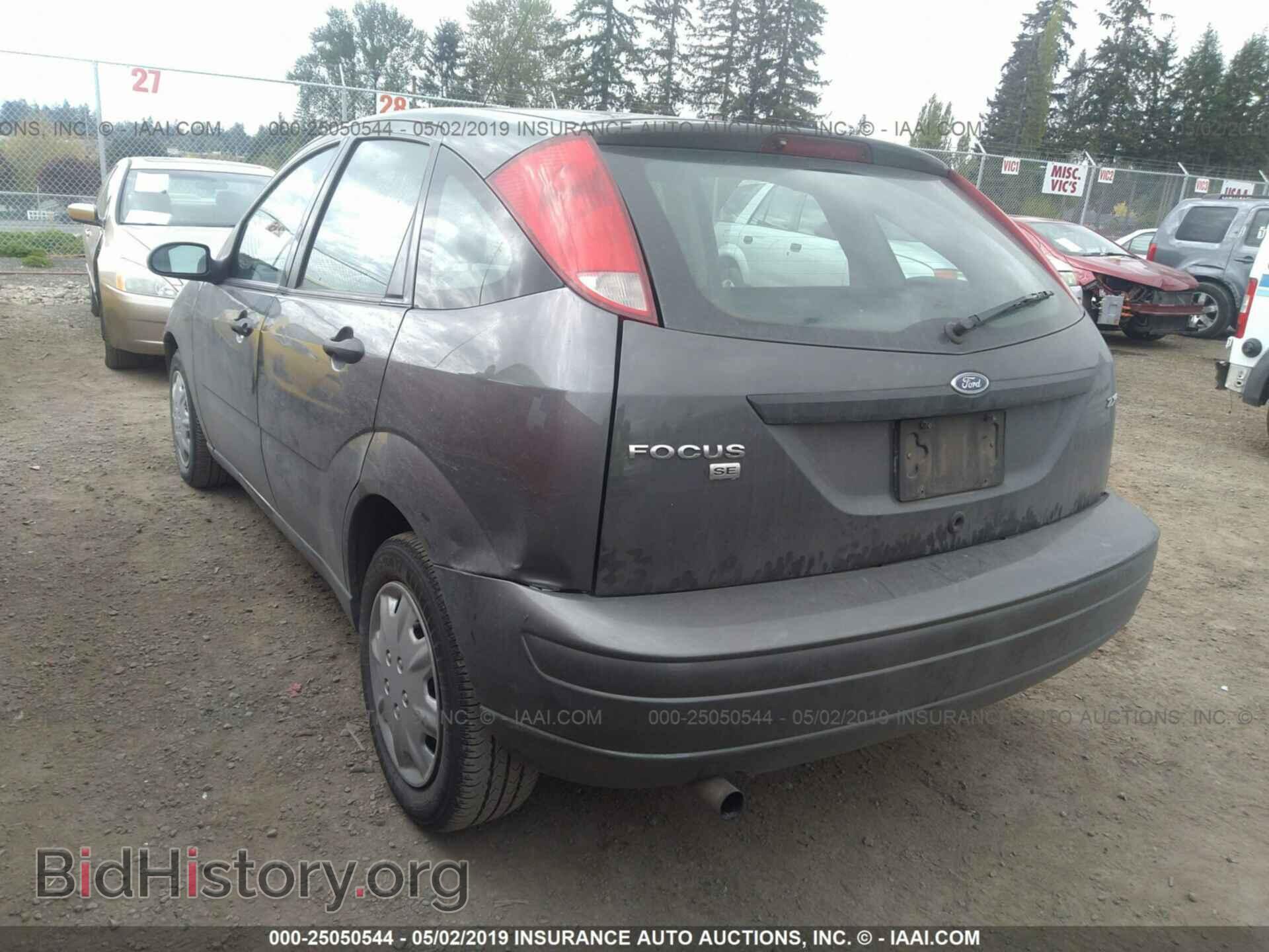 2005 FORD FOCUS - VIN: 3FAFP37N05R129538 - Фото 3