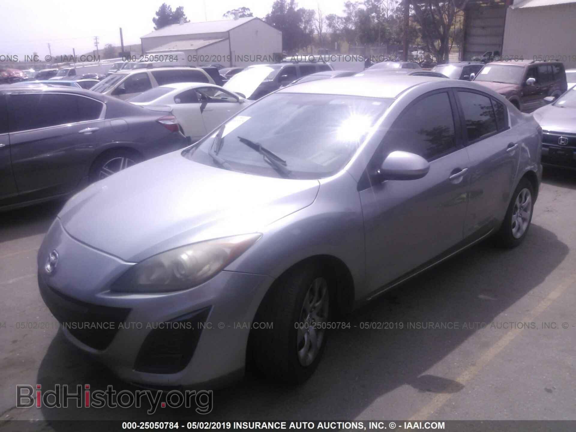 2011 MAZDA 3 - VIN: JM1BL1UG3B1384446 - Фото 2