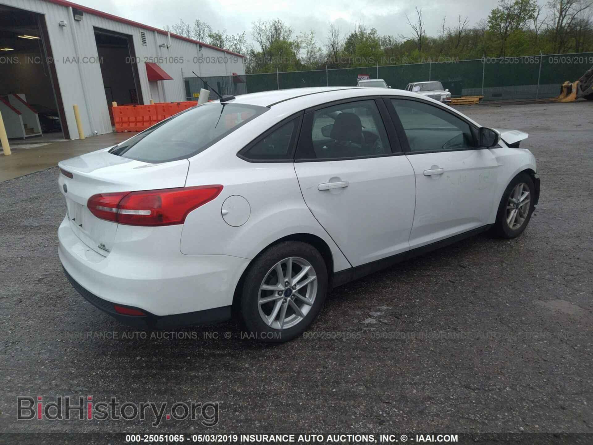 2016 FORD FOCUS - VIN: 1FADP3F2XGL305351 - Photo 4