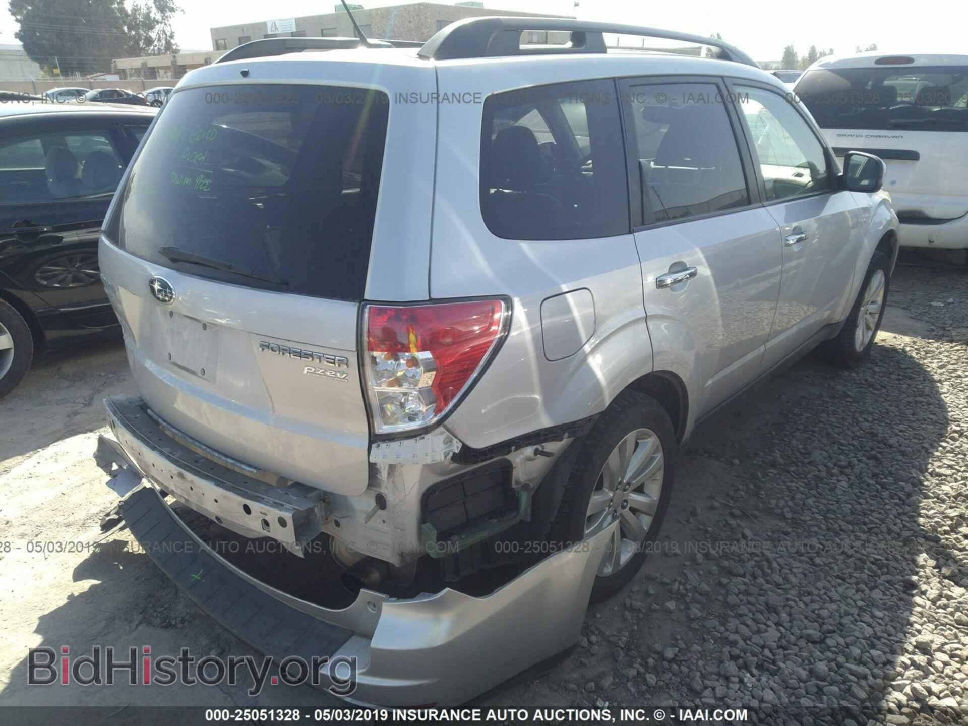 2011 SUBARU FORESTER - VIN: JF2SHAEC2BH782219 - Фото 4