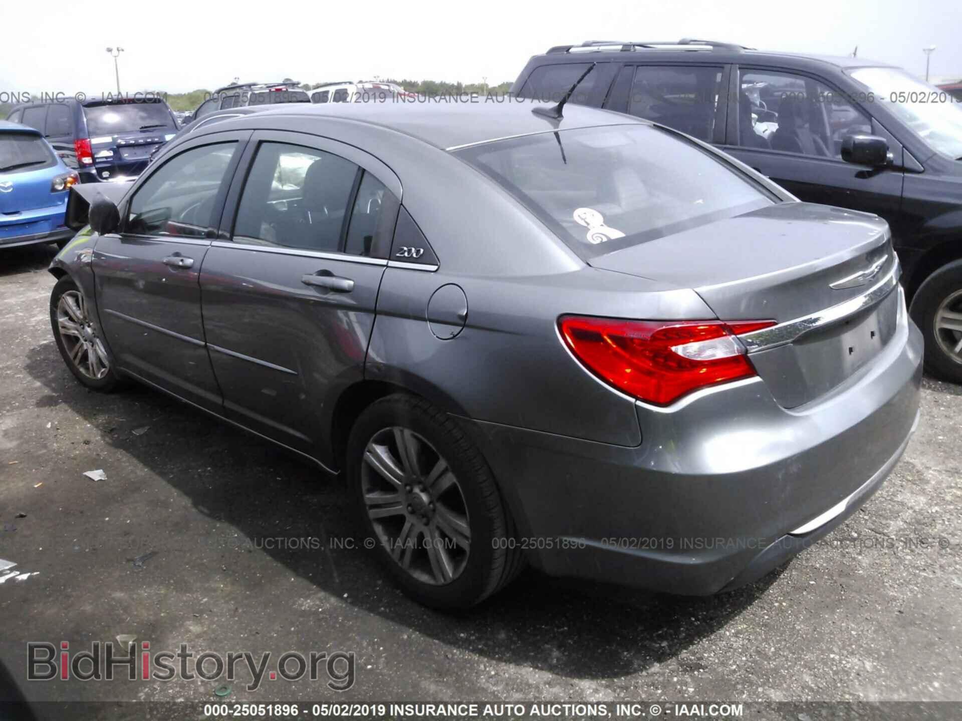 2013 CHRYSLER 200 - VIN: 1C3CCBBB6DN714159 - Фото 3