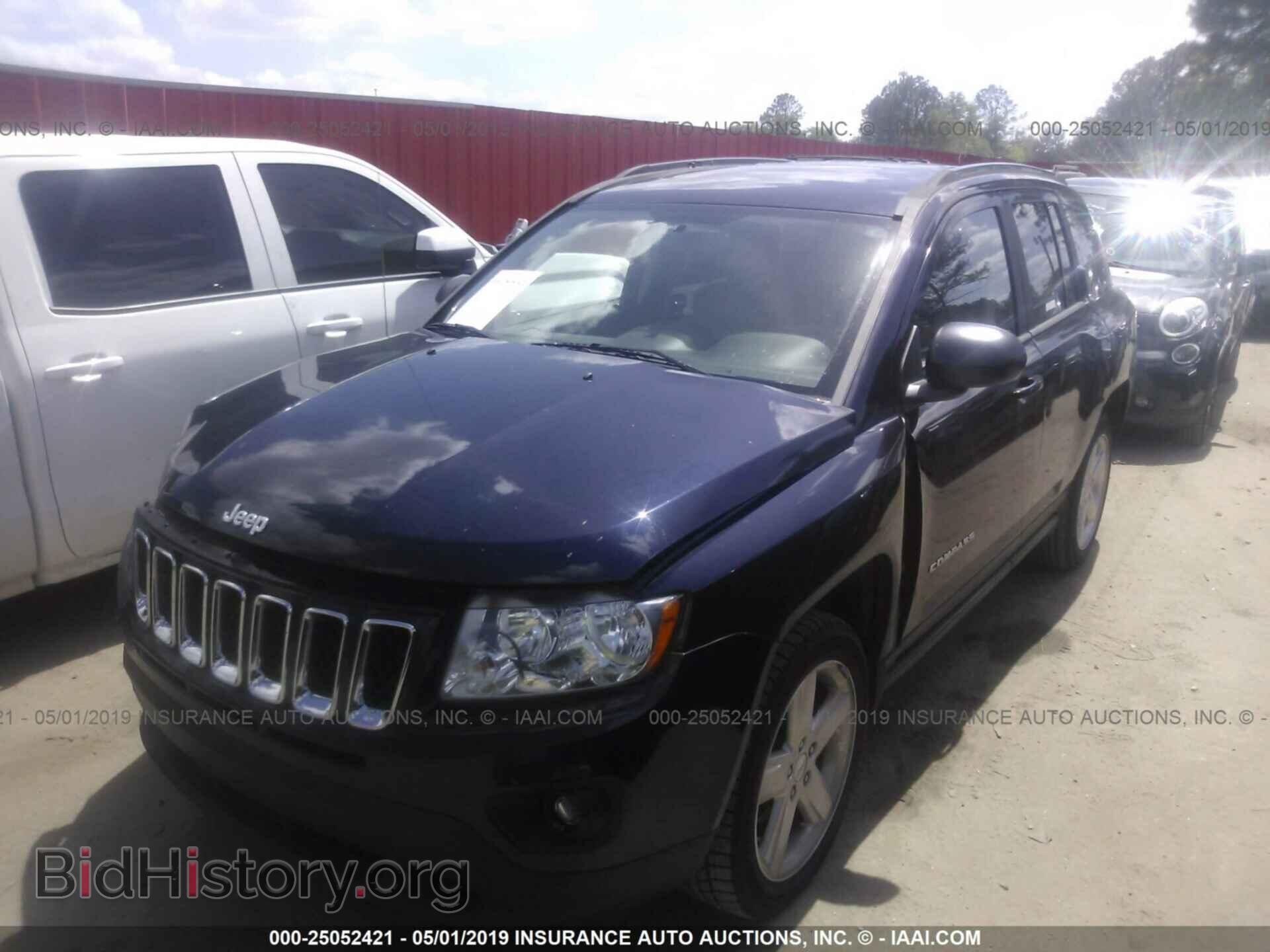 2011 JEEP COMPASS - VIN: 1J4NT5FB7BD219790 - Photo 2