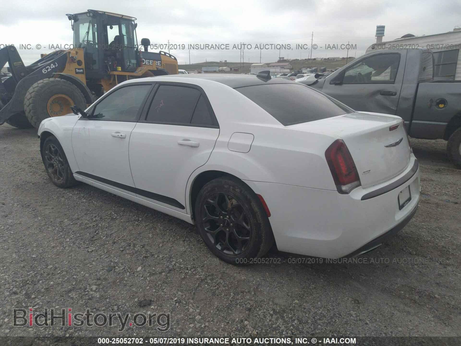 2016 CHRYSLER 300 - VIN: 2C3CCAGG3GH224922 - Photo 3