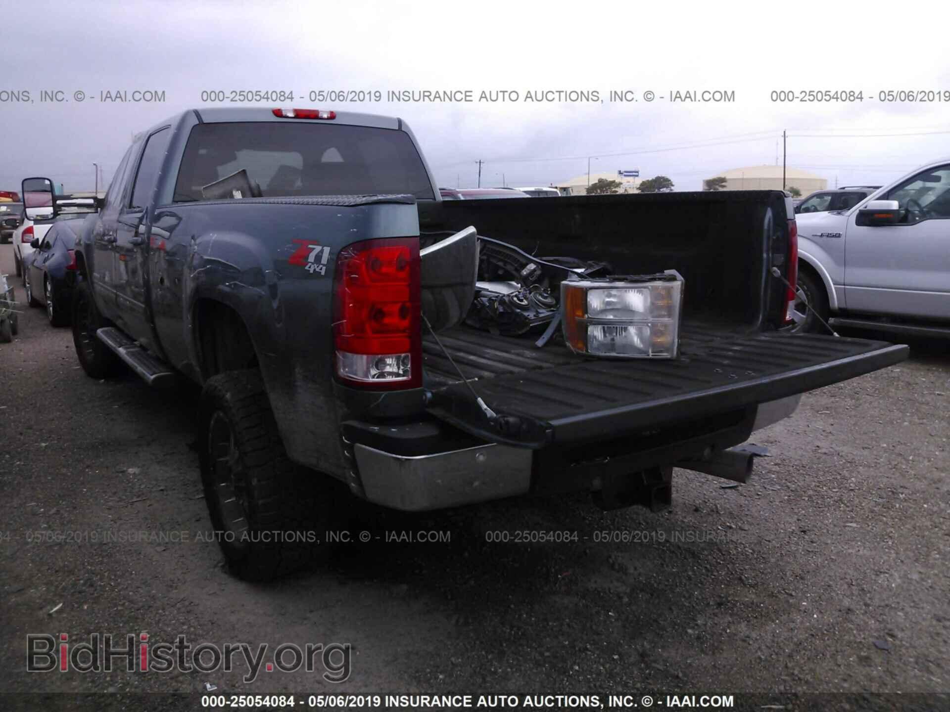 2014 GMC SIERRA - VIN: 1GT121E87EF182464 - Фото 3