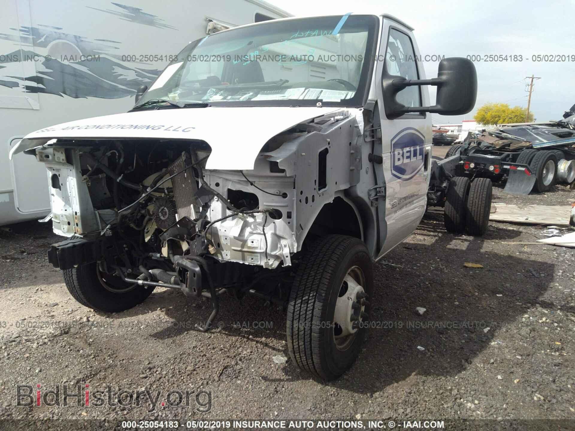 2017 FORD ECONOLINE - VIN: 1FDXE4FS5HDC02235 - Фото 2