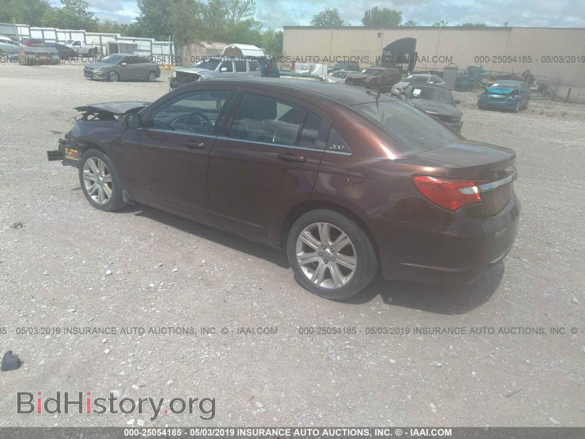2013 CHRYSLER 200 - VIN: 1C3CCBBB1DN684777 - Фото 3