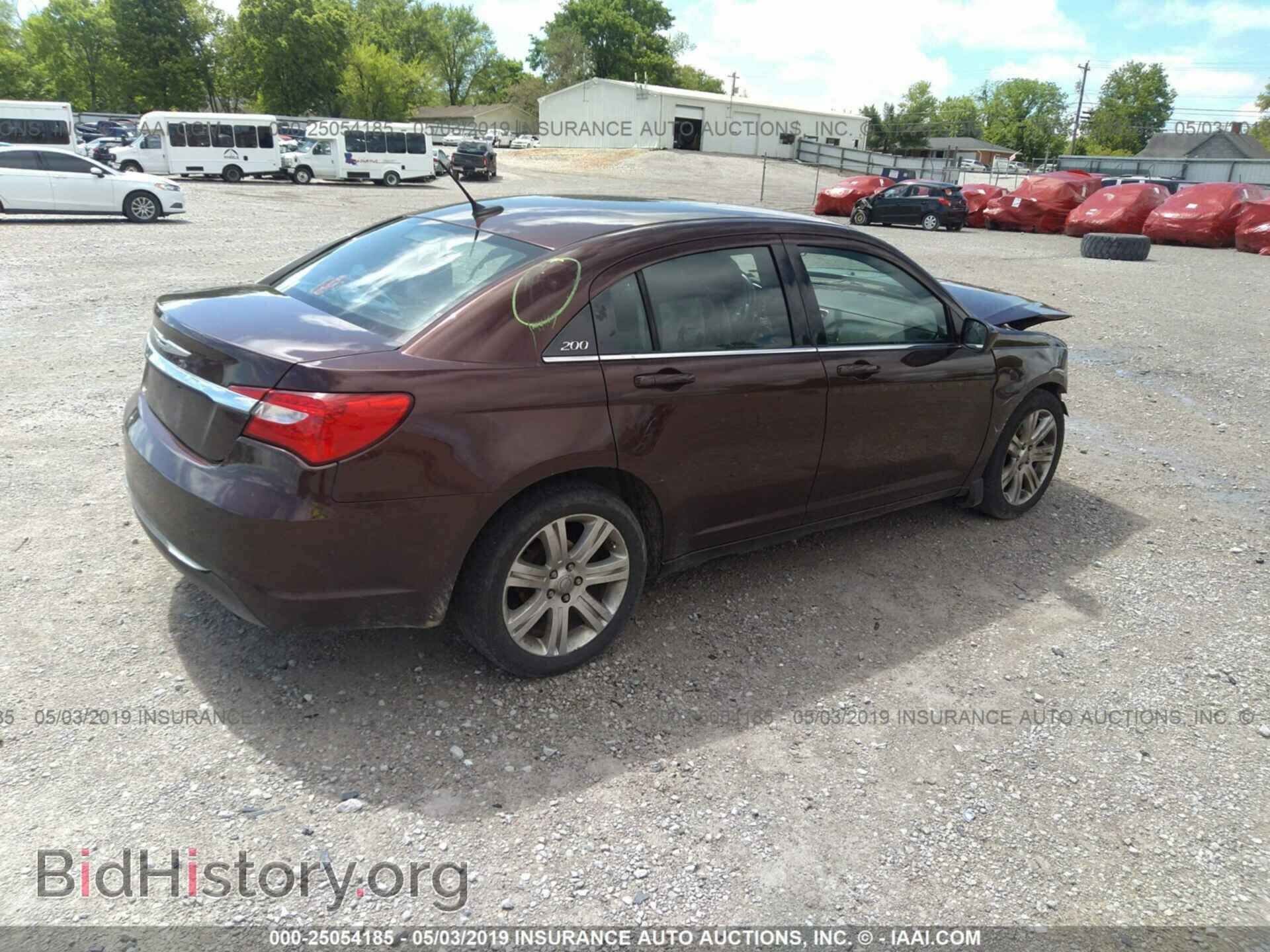 2013 CHRYSLER 200 - VIN: 1C3CCBBB1DN684777 - Фото 4