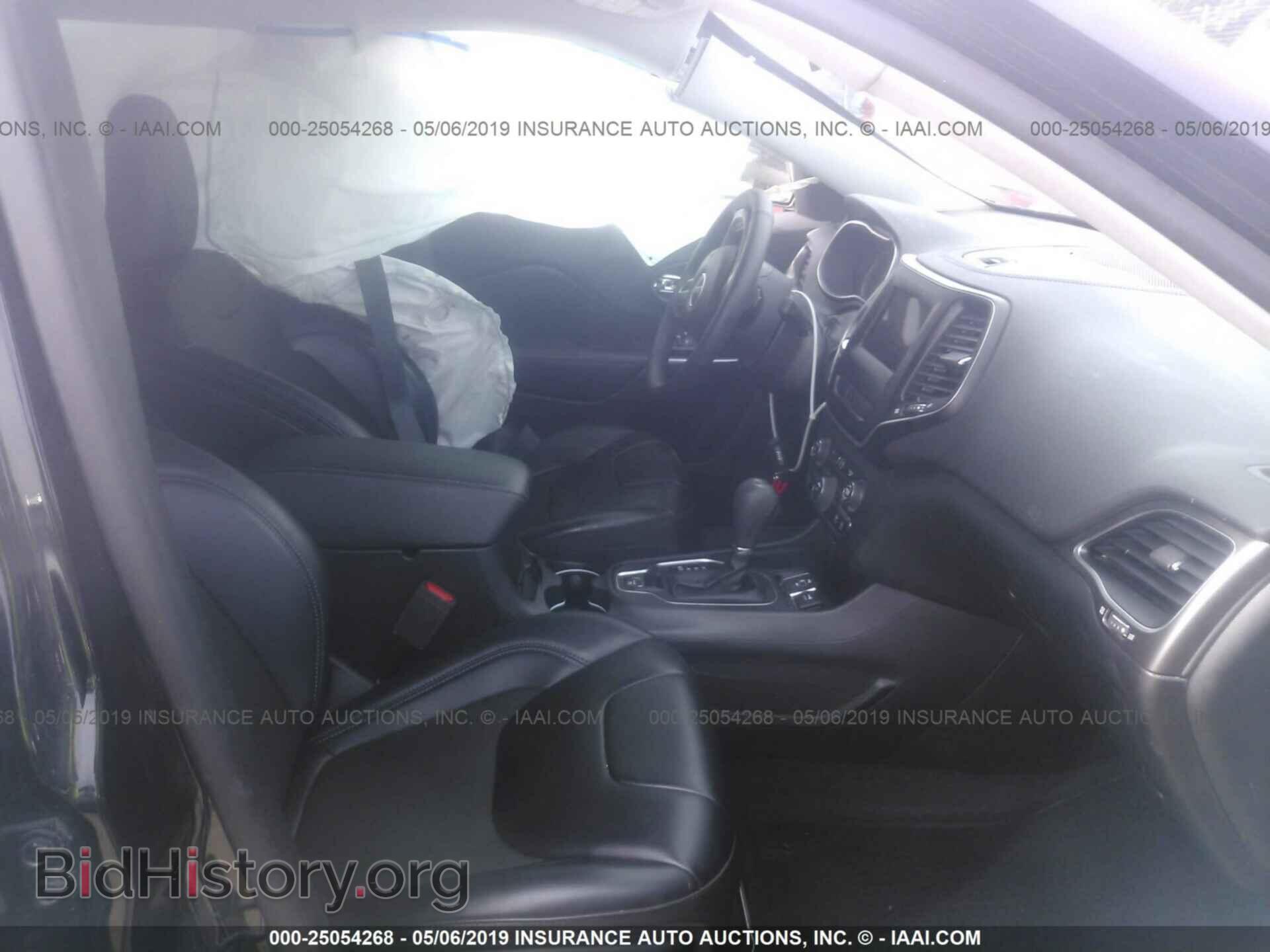 2019 JEEP CHEROKEE - VIN: 1C4PJLLX0KD164236 - Фото 5