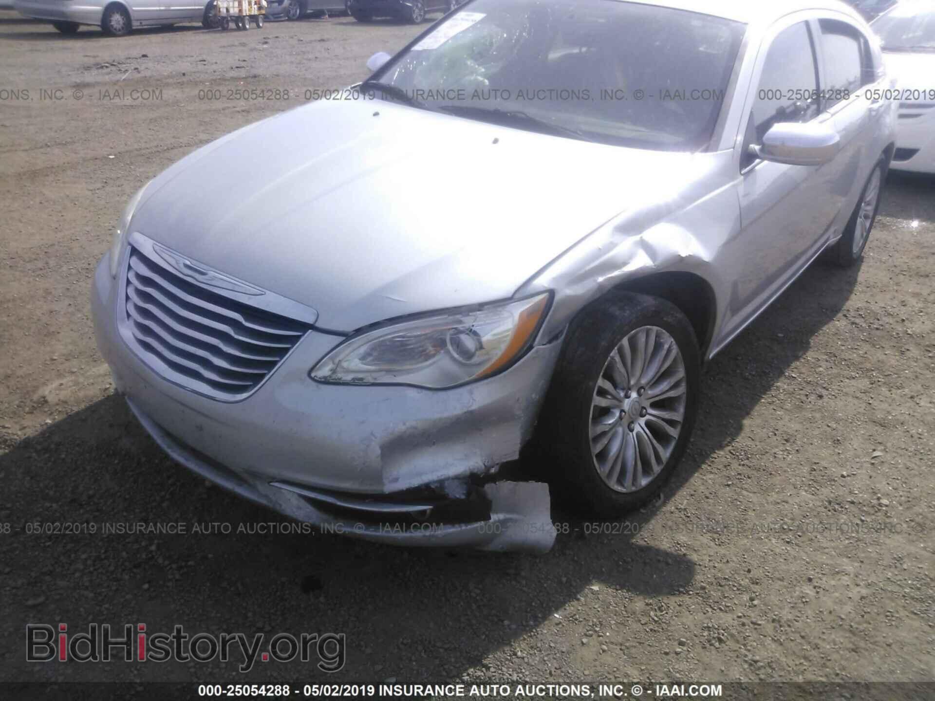 2011 CHRYSLER 200 - VIN: 1C3BC2FG6BN618840 - Фото 6