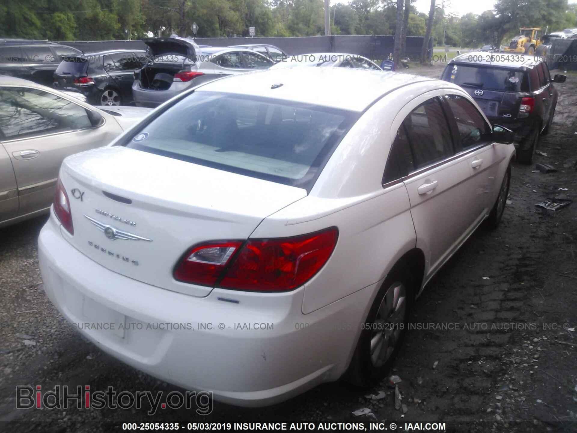 2010 CHRYSLER SEBRING - VIN: 1C3CC4FB9AN136866 - Фото 4