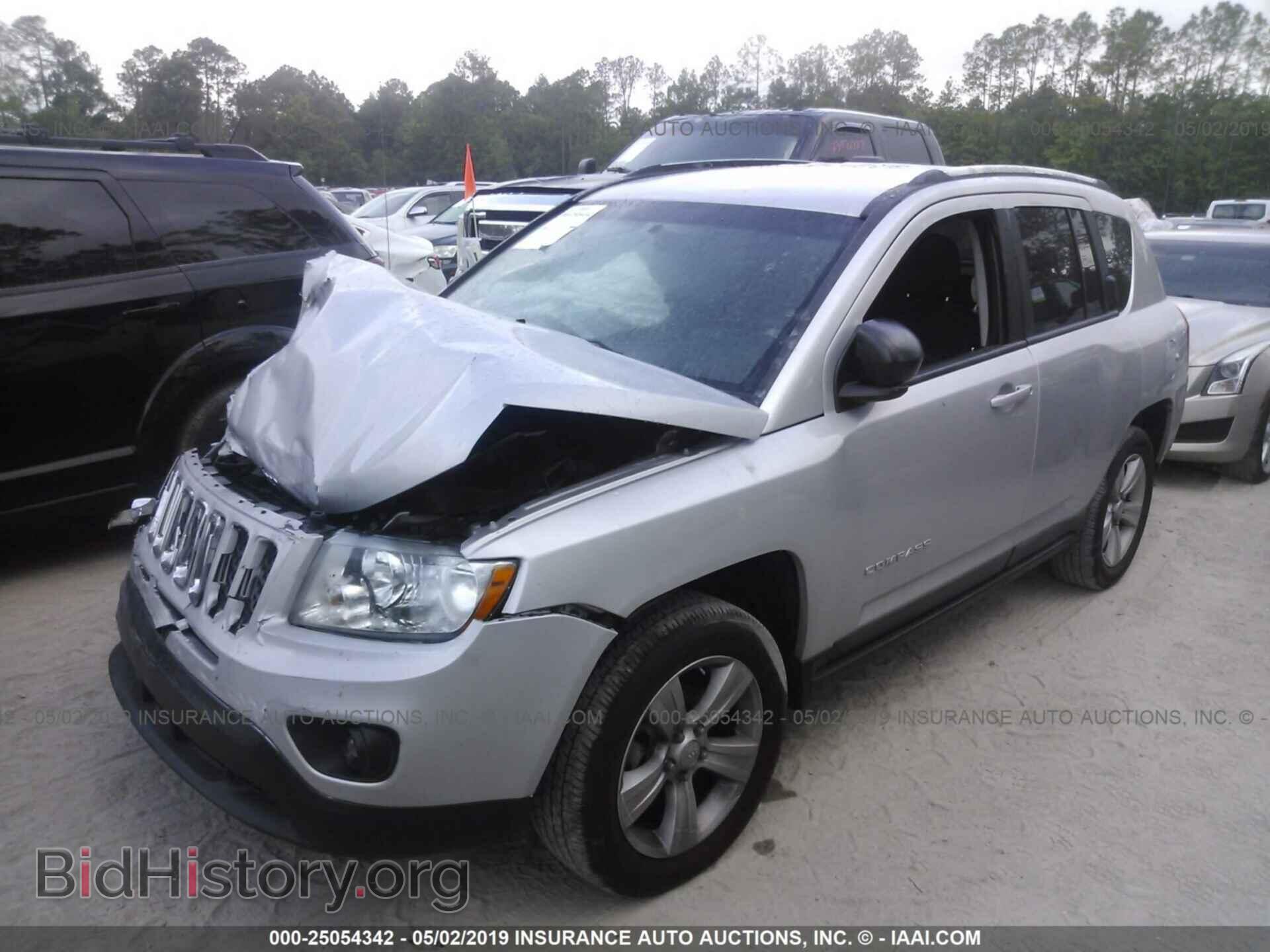 2011 JEEP COMPASS - VIN: 1J4NF1FB0BD234793 - Photo 2