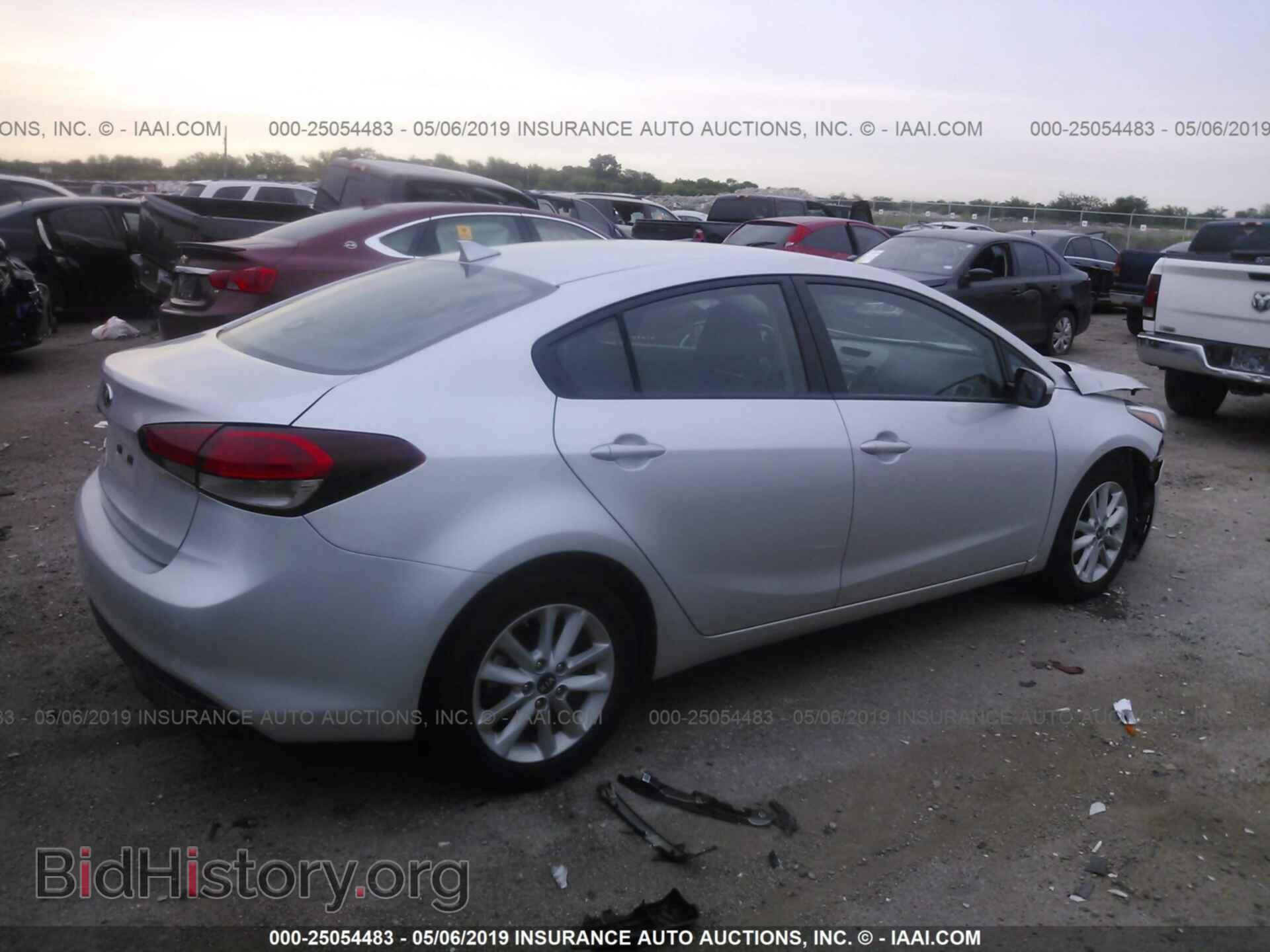 2017 KIA FORTE - VIN: 3KPFL4A7XHE016505 - Фото 4