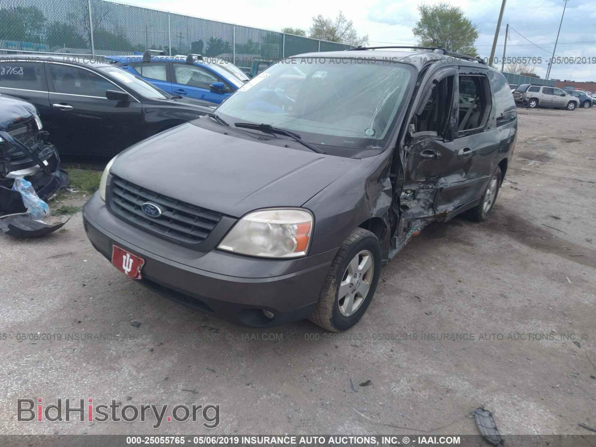 2005 FORD FREESTAR - VIN: 2FMZA576X5BA28885 - Фото 2