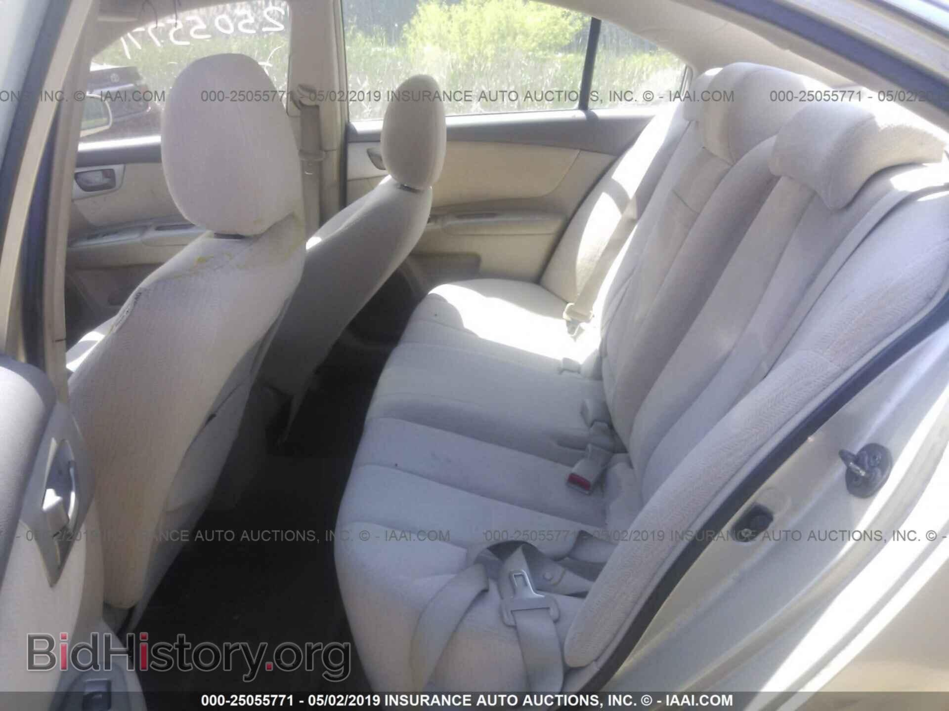 2007 KIA OPTIMA - VIN: KNAGE123775139095 - Photo 8