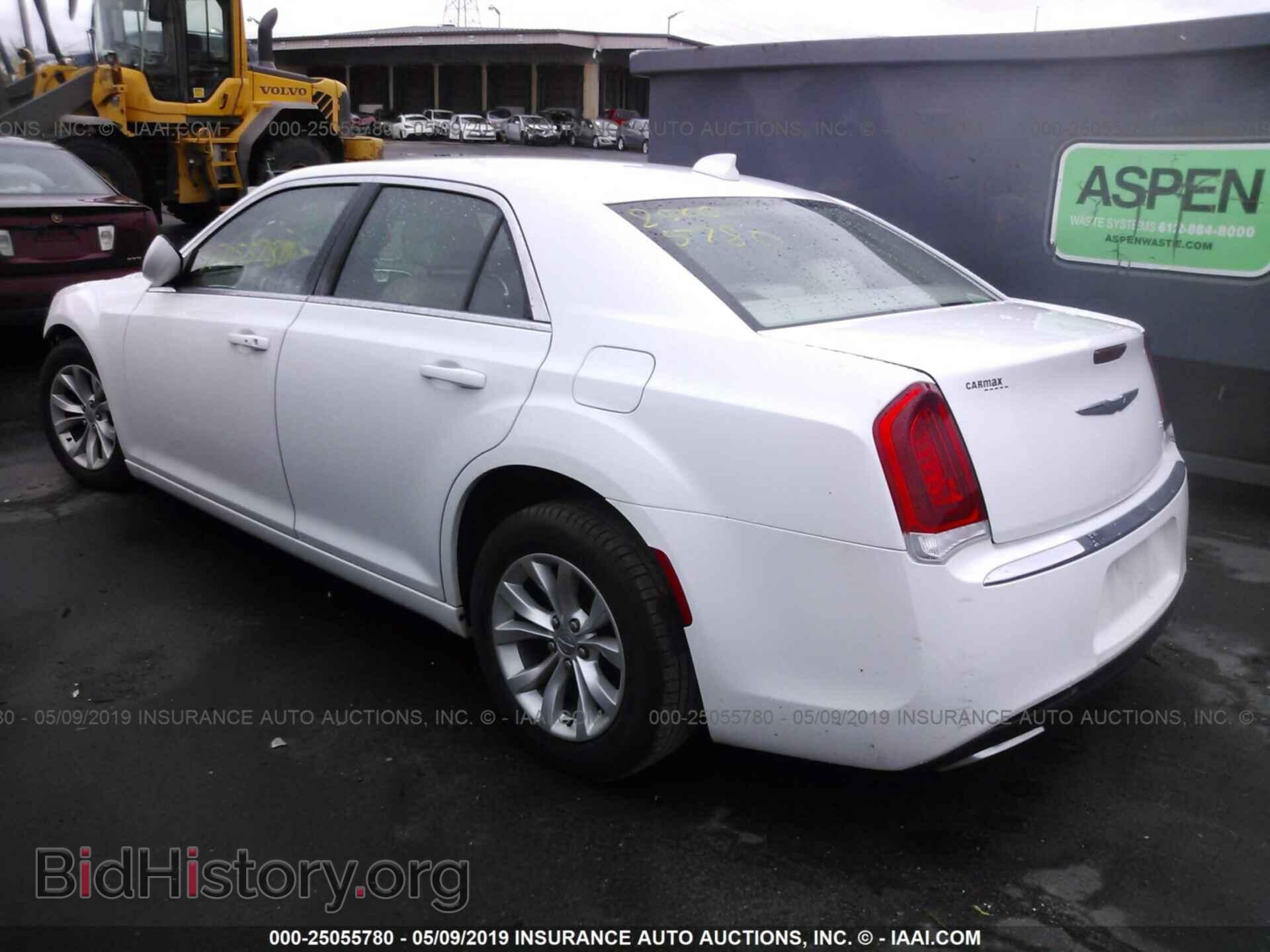 2015 CHRYSLER 300 - VIN: 2C3CCAAG6FH756429 - Фото 3