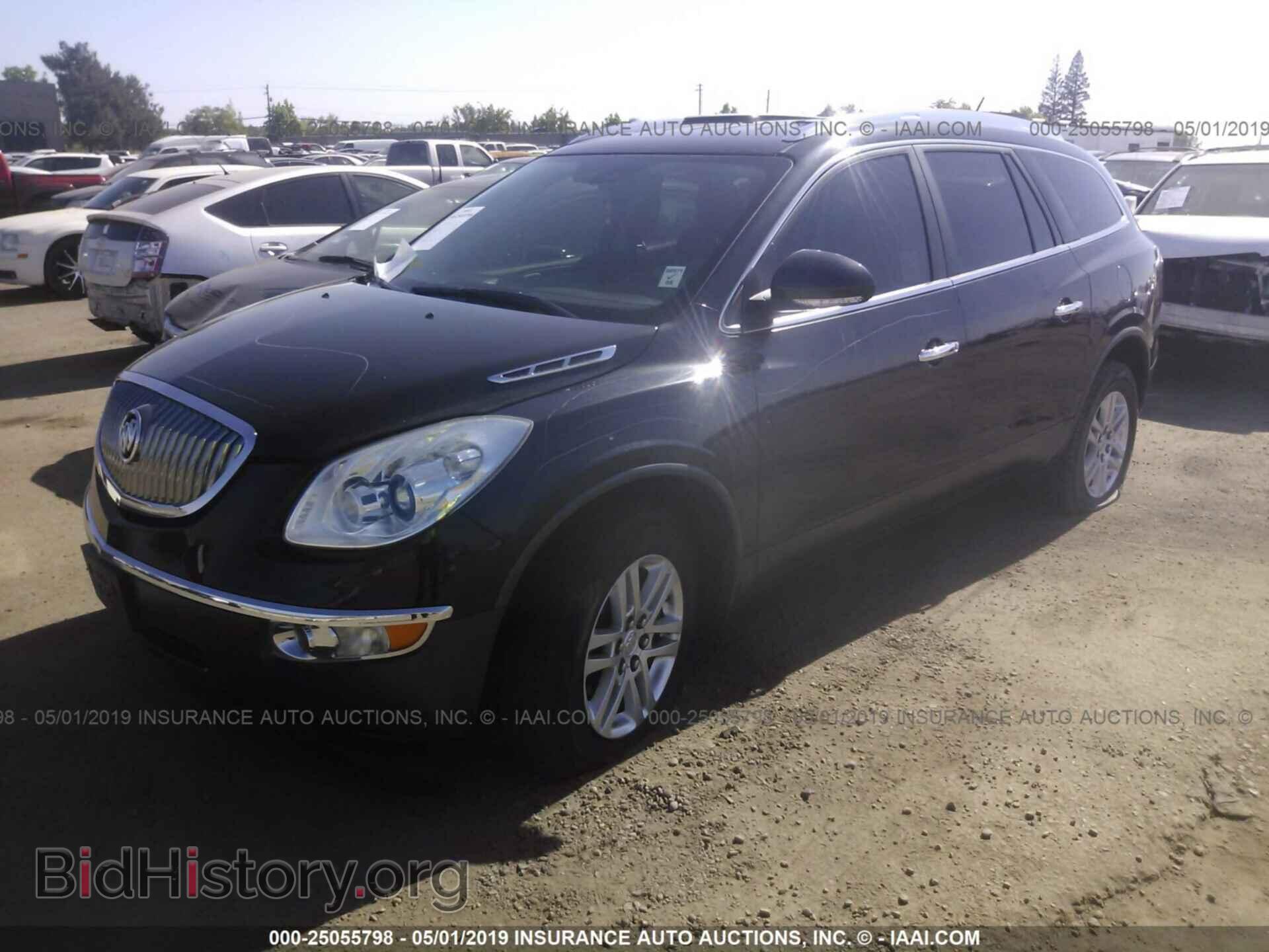2012 BUICK ENCLAVE - VIN: 5GAKRAED7CJ311201 - Фото 2