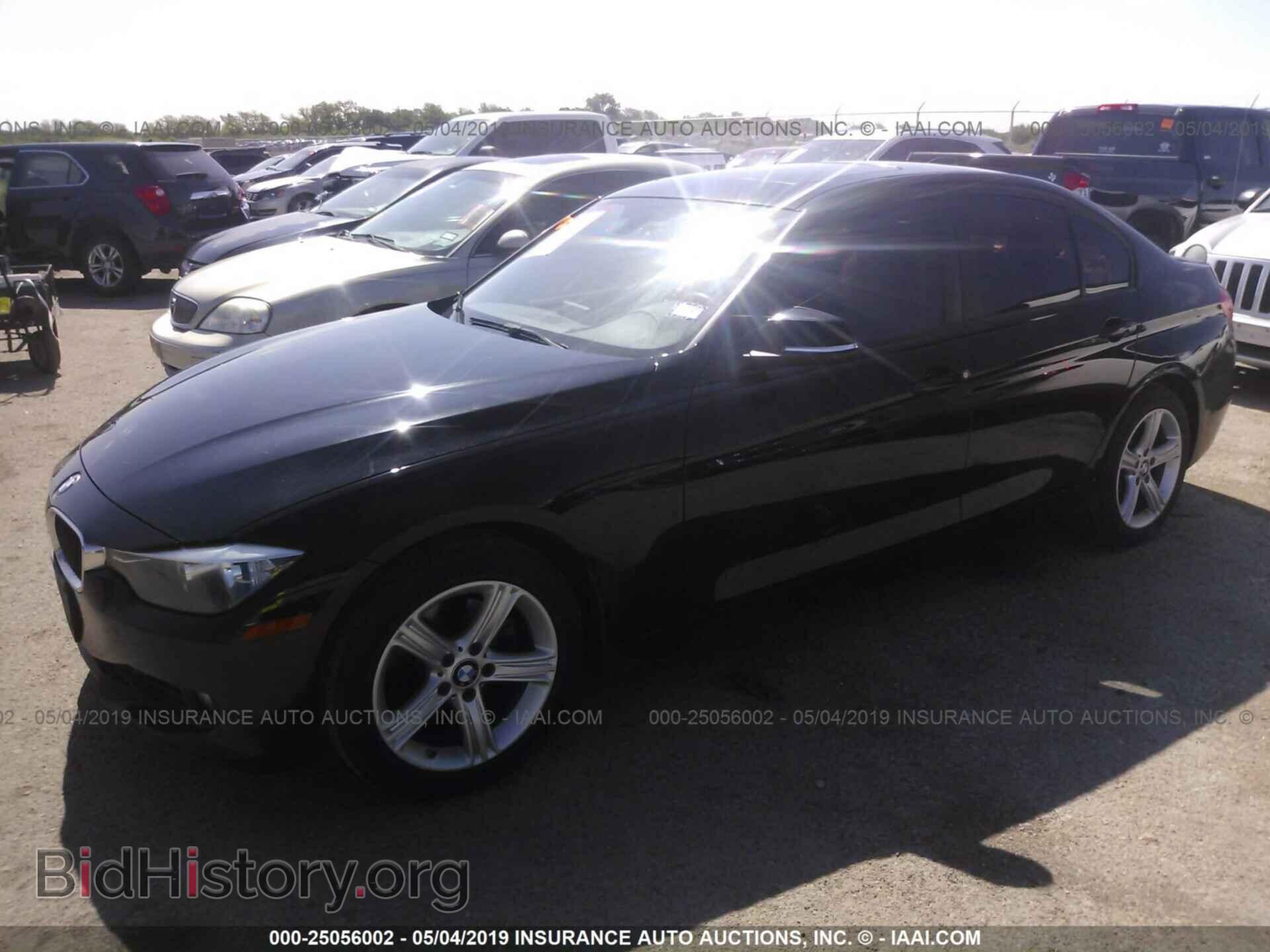 2012 BMW 328 - VIN: WBA3A5C51CF349018 - Фото 2