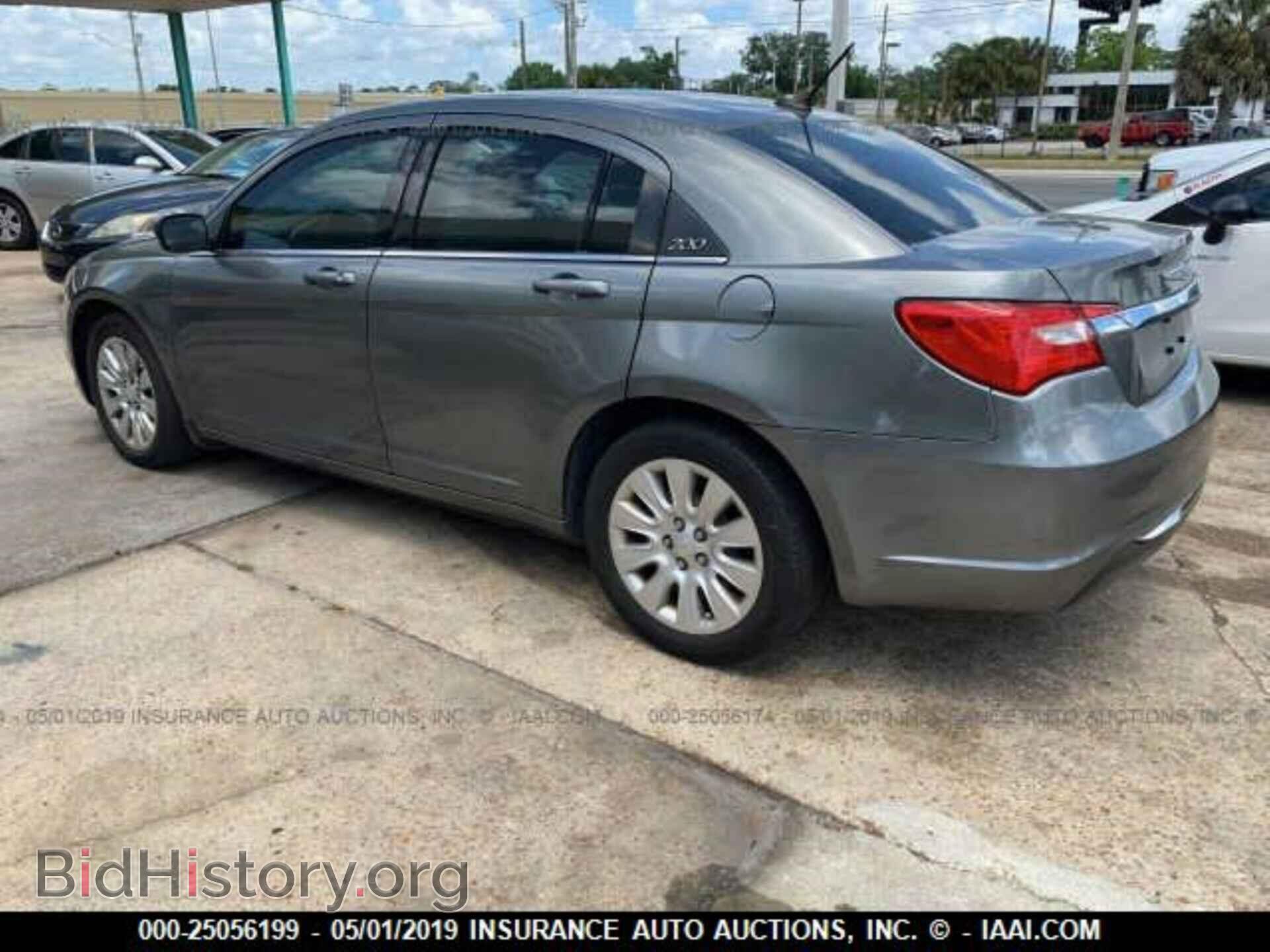 2013 CHRYSLER 200 - VIN: 1C3CCBAB0DN561926 - Photo 3