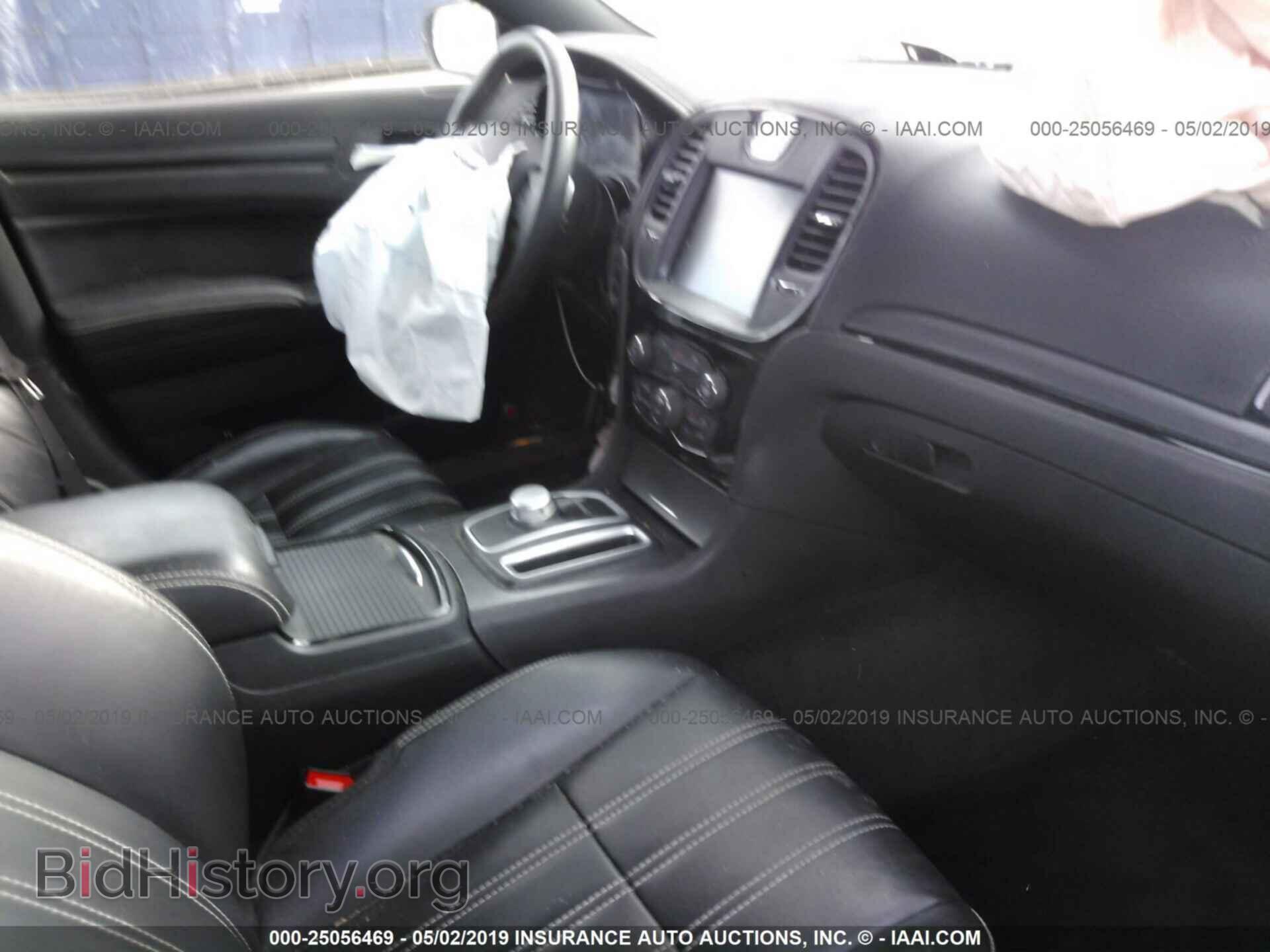 2016 CHRYSLER 300 - VIN: 2C3CCABG9GH243935 - Фото 5