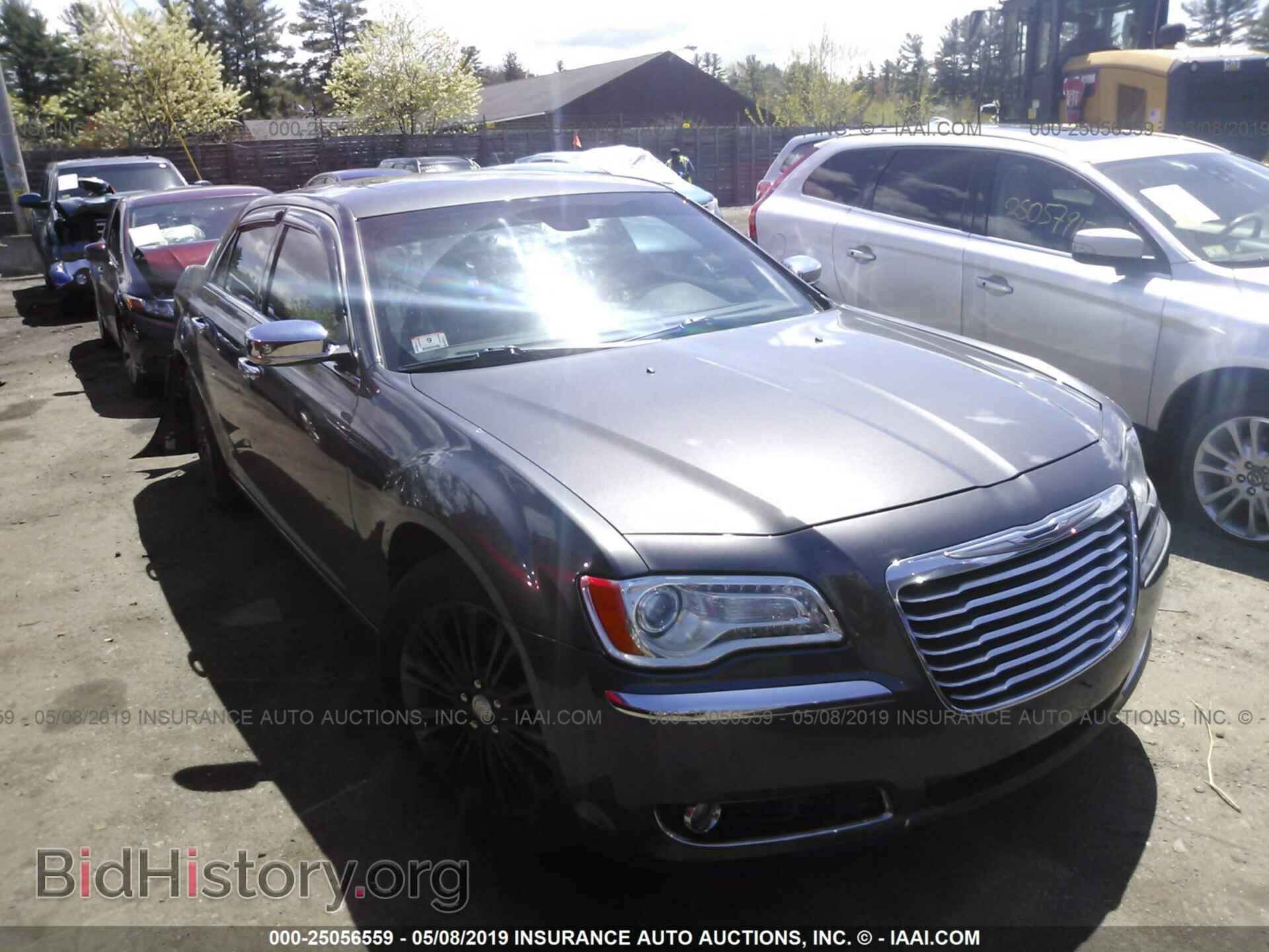 Фотография 2C3CCAKG8DH567468 - CHRYSLER 300C 2013