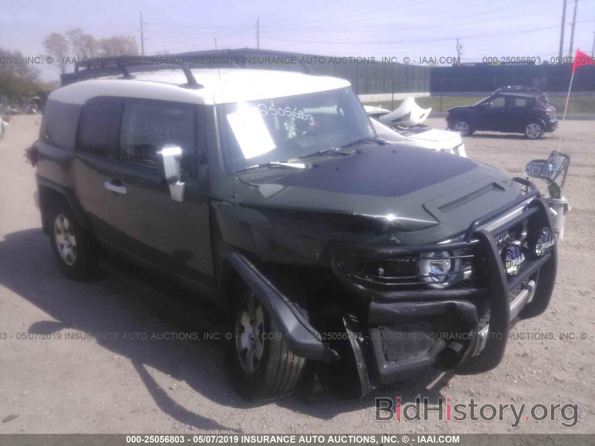 Photo JTEBU4BF5AK075025 - TOYOTA FJ CRUISER 2010