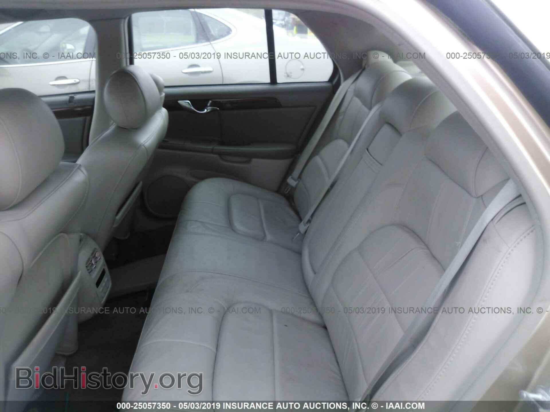 2005 CADILLAC DEVILLE - VIN: 1G6KD54Y35U210072 - Photo 8