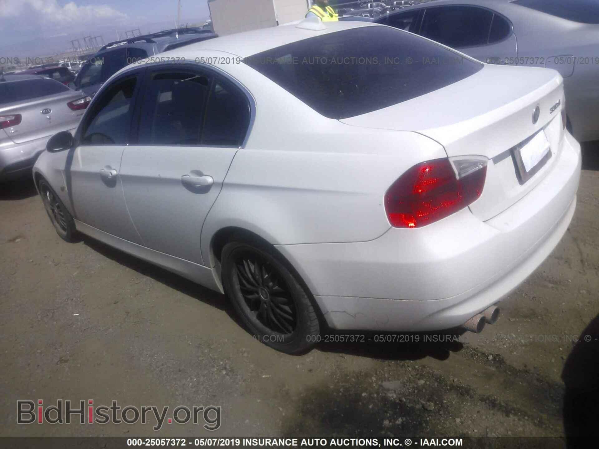2006 BMW 330 - VIN: WBAVD33566KV65950 - Фото 3