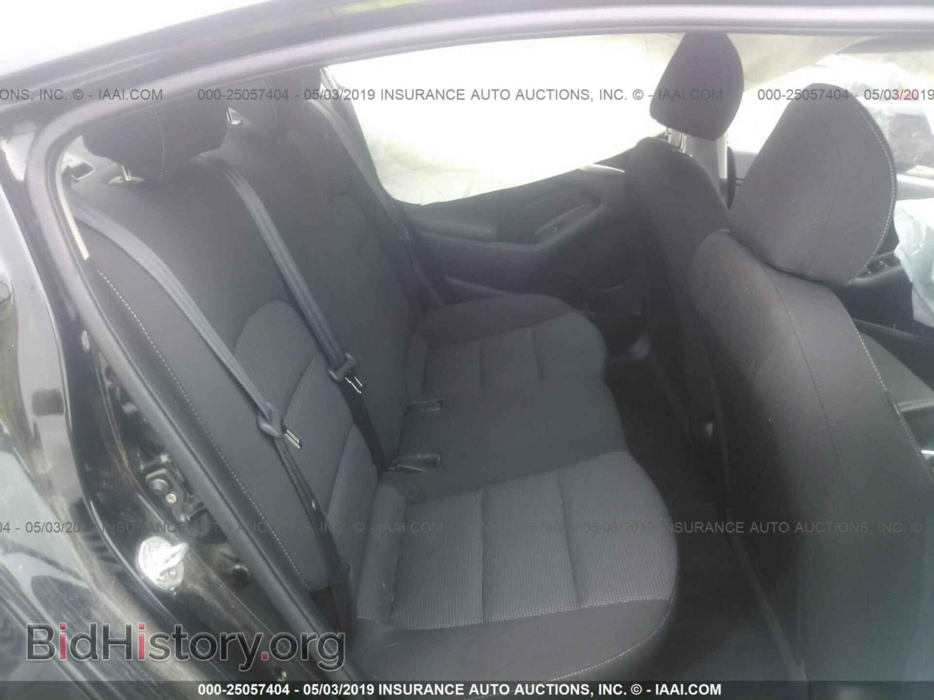 2017 KIA FORTE - VIN: 3KPFK4A71HE063442 - Photo 8