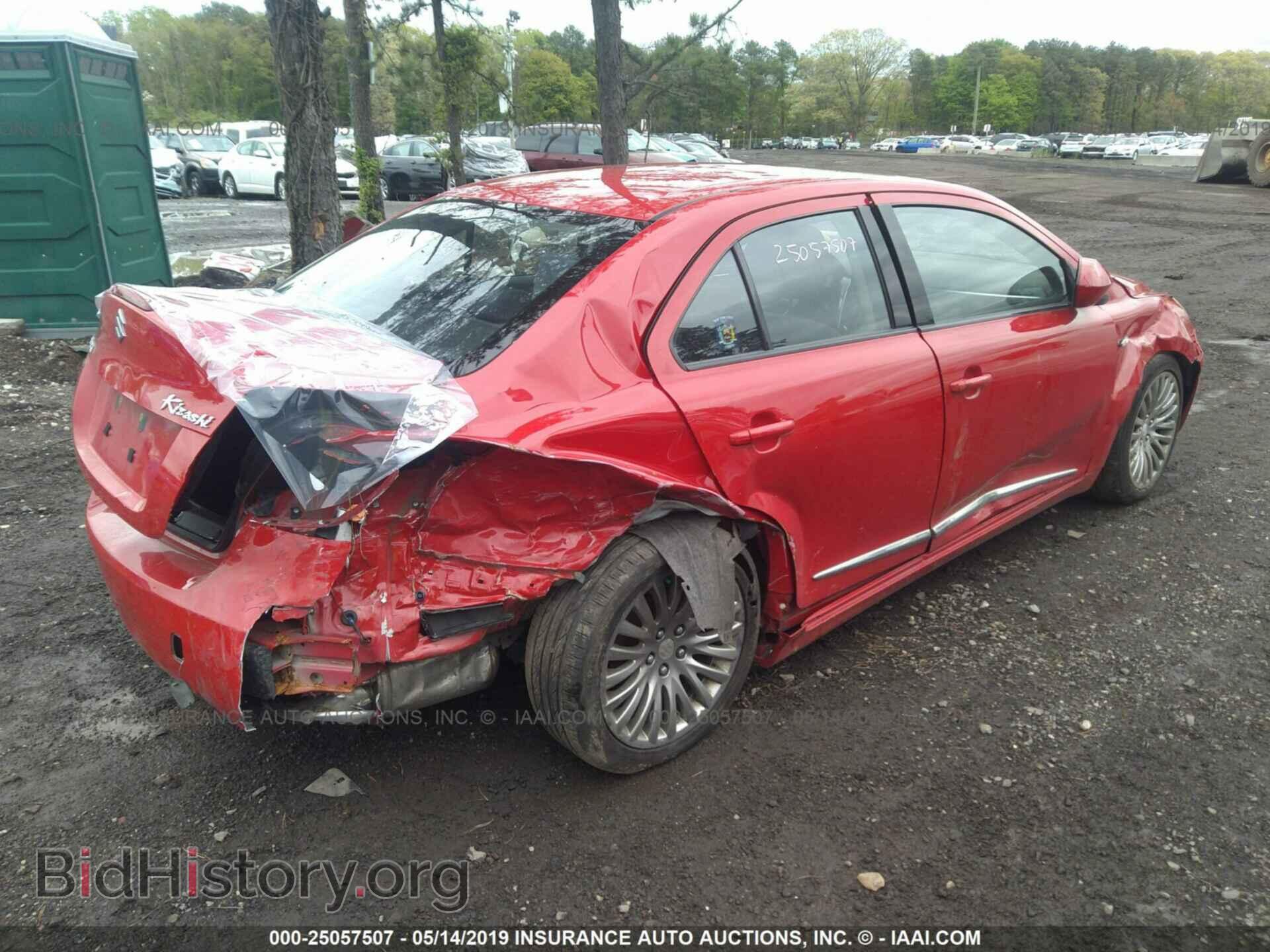 2010 SUZUKI KIZASHI - VIN: JS2RF9A56A6100046 - Photo 4