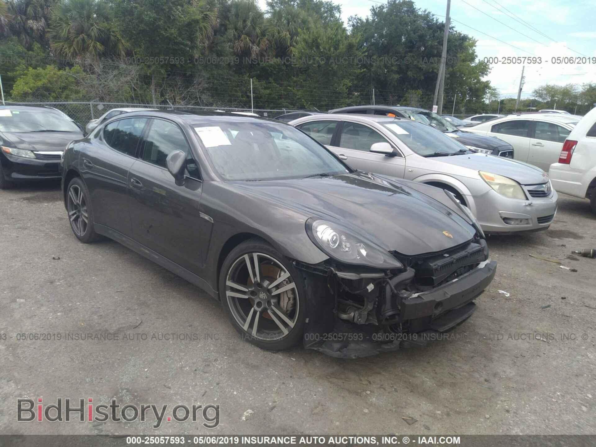 Photo WP0AB2A78DL060859 - PORSCHE PANAMERA 2013
