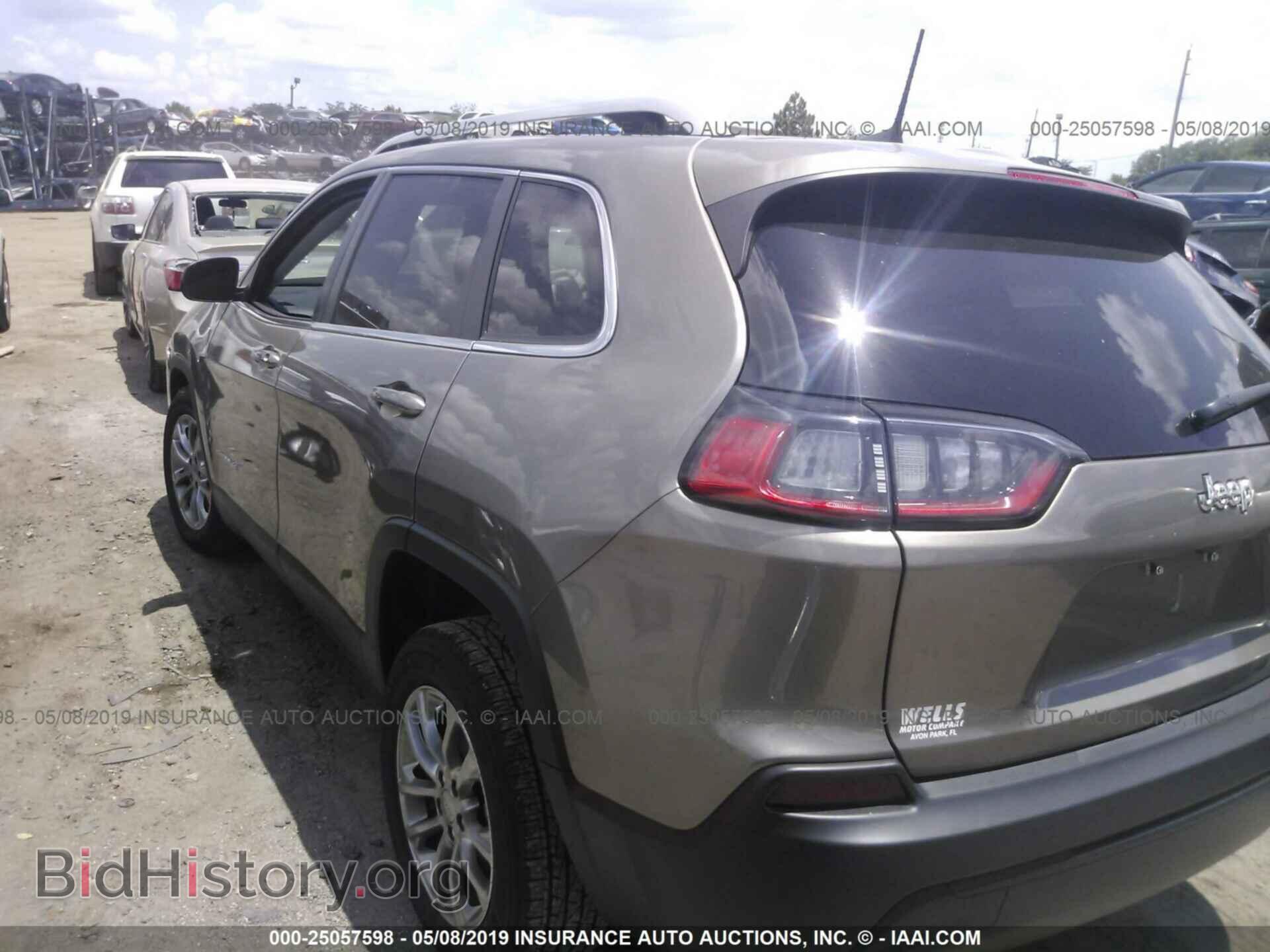 2019 JEEP CHEROKEE - VIN: 1C4PJLLB1KD145778 - Фото 3