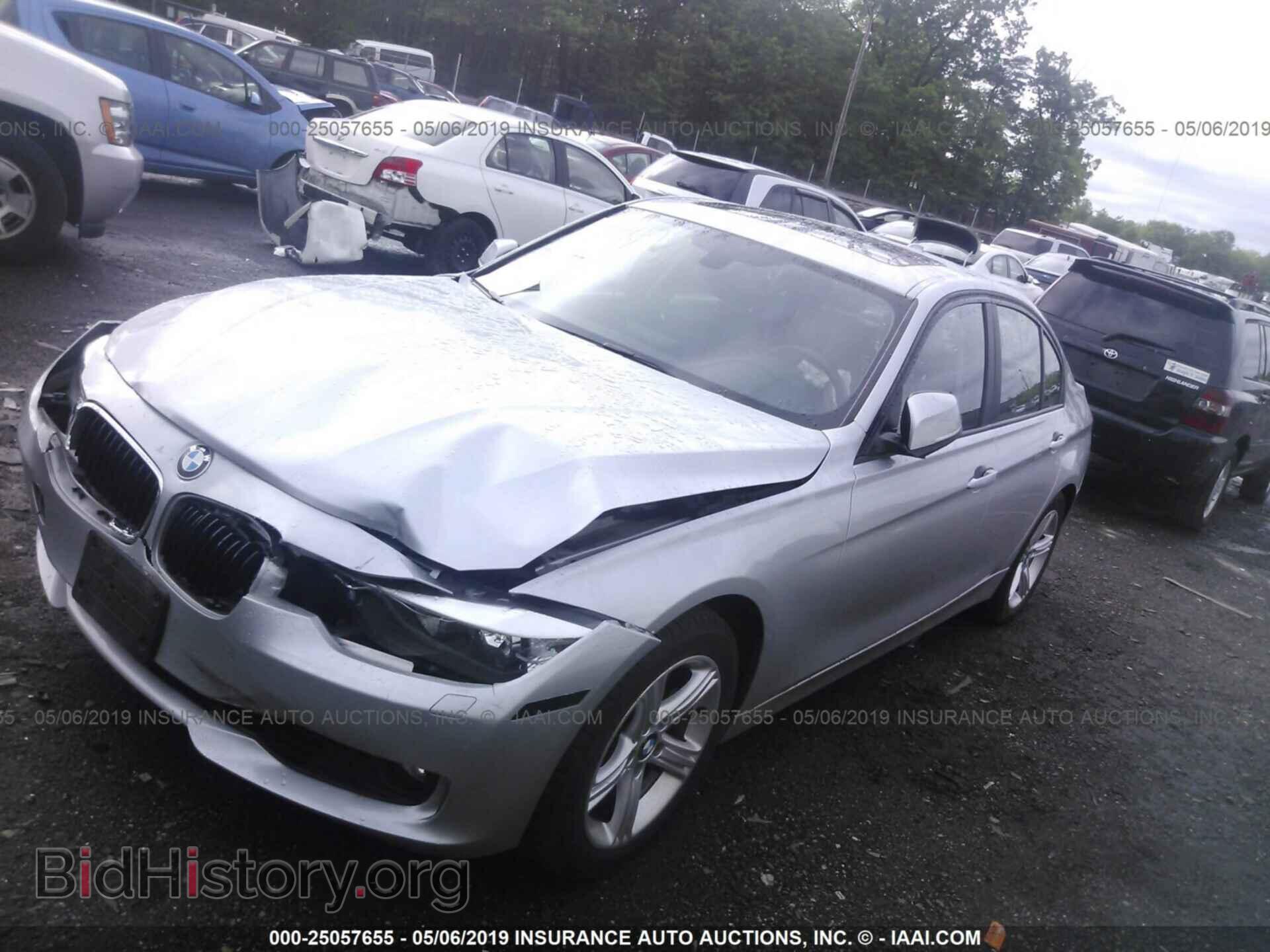 2014 BMW 328 - VIN: WBA3B5G59ENS09413 - Фото 2