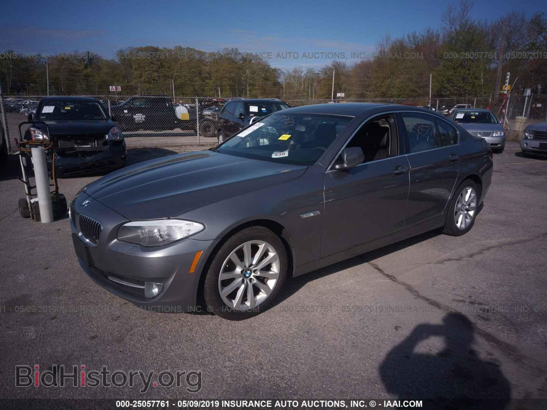 2013 BMW 528 - VIN: WBAXH5C50DD108268 - Фото 2