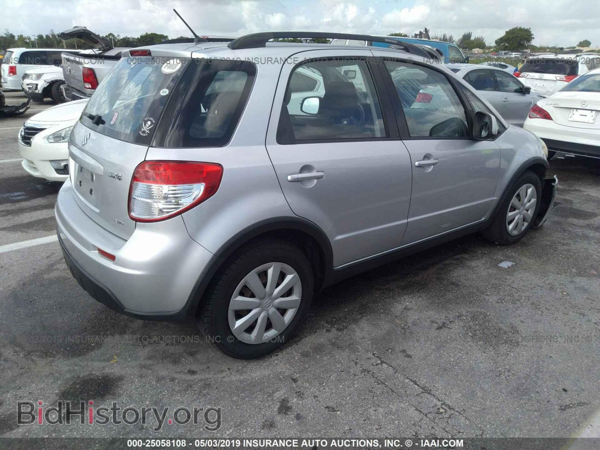 2011 SUZUKI SX4 - VIN: JS2YB5A30B6300596 - Фото 4
