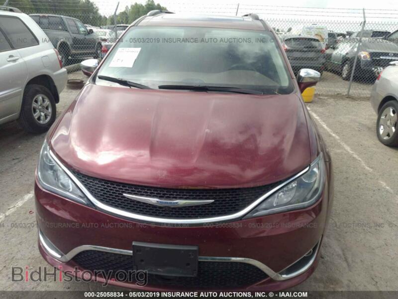 2018 Chrysler PACIFICA (VIN 2C4RC1GG6JR307770) — photo 6 of 10
