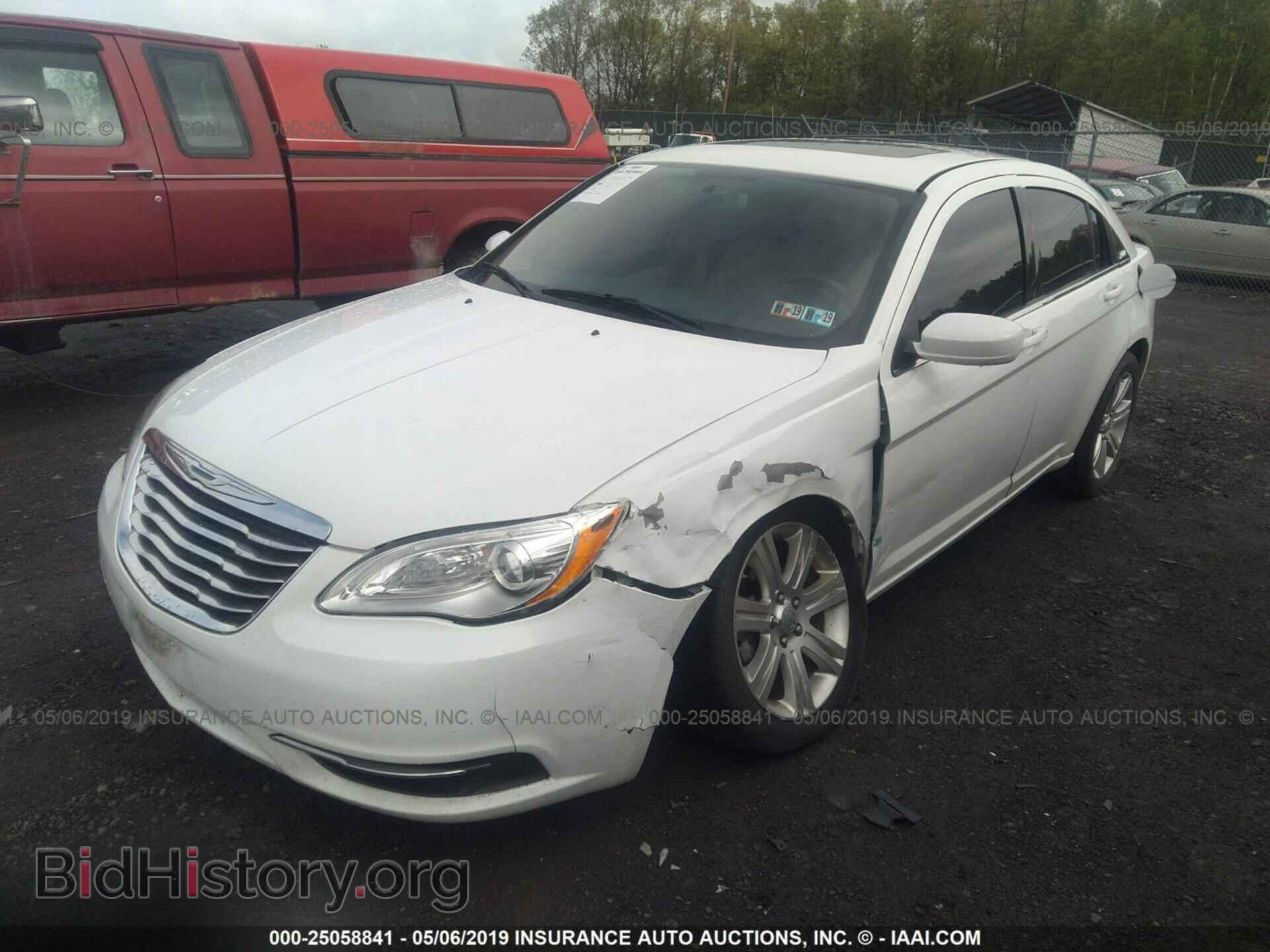 2013 CHRYSLER 200 - VIN: 1C3CCBBB5DN545316 - Photo 2