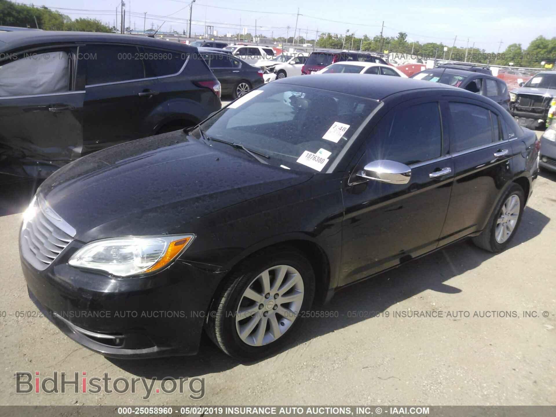 2014 CHRYSLER 200 - VIN: 1C3CCBCG5EN134235 - Фото 2