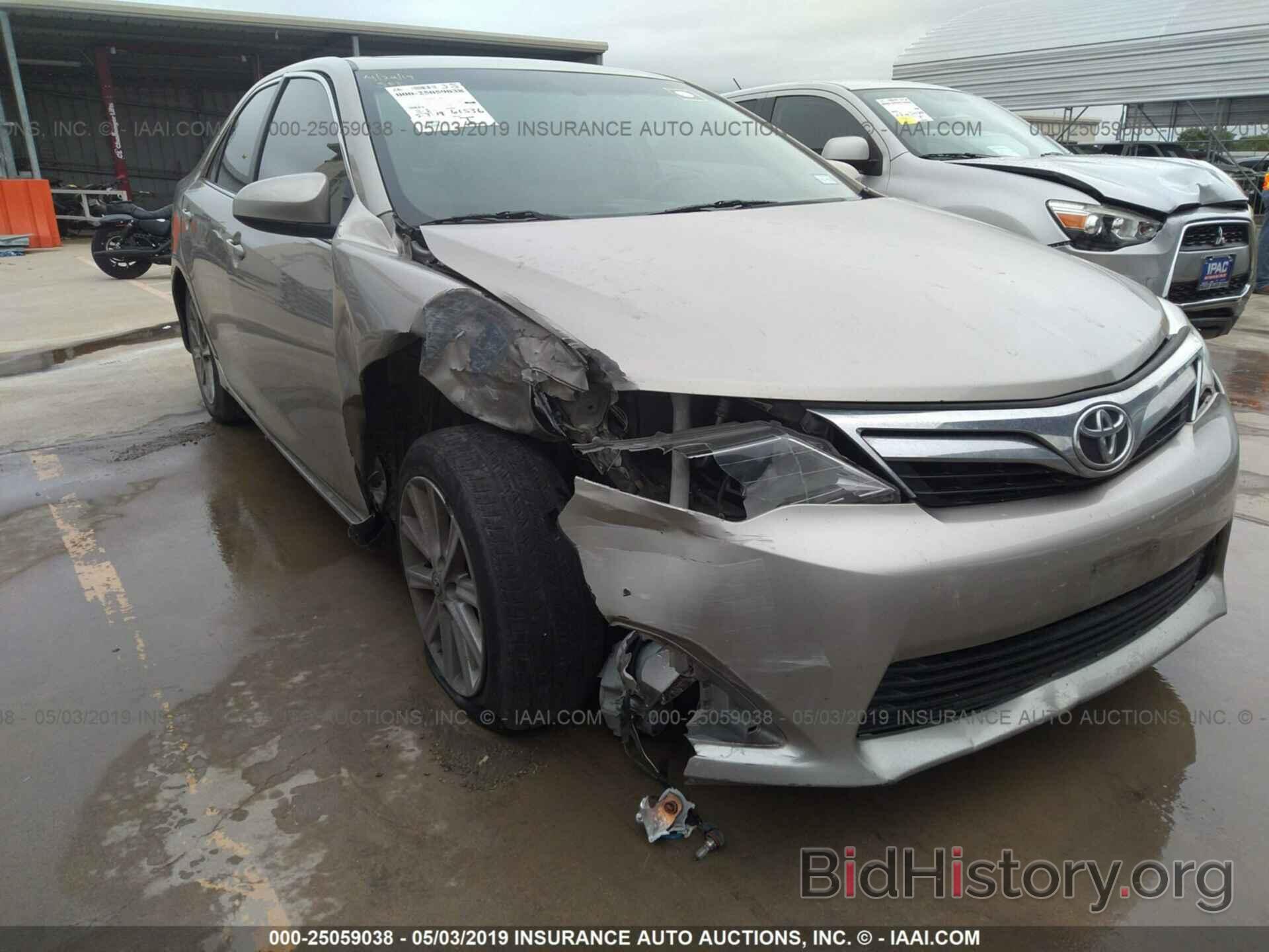 Photo 4T4BF1FK3DR281135 - TOYOTA CAMRY 2013