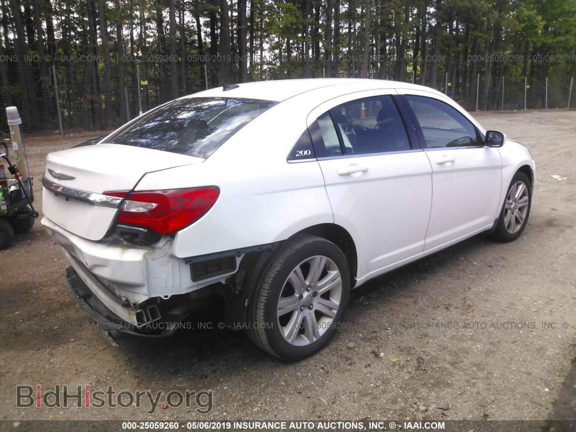 2013 CHRYSLER 200 - VIN: 1C3CCBBB1DN734755 - Photo 4