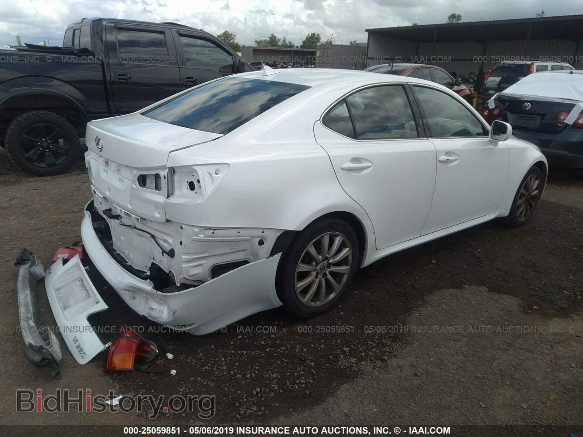 2008 LEXUS IS - VIN: JTHBK262585084272 - Photo 4